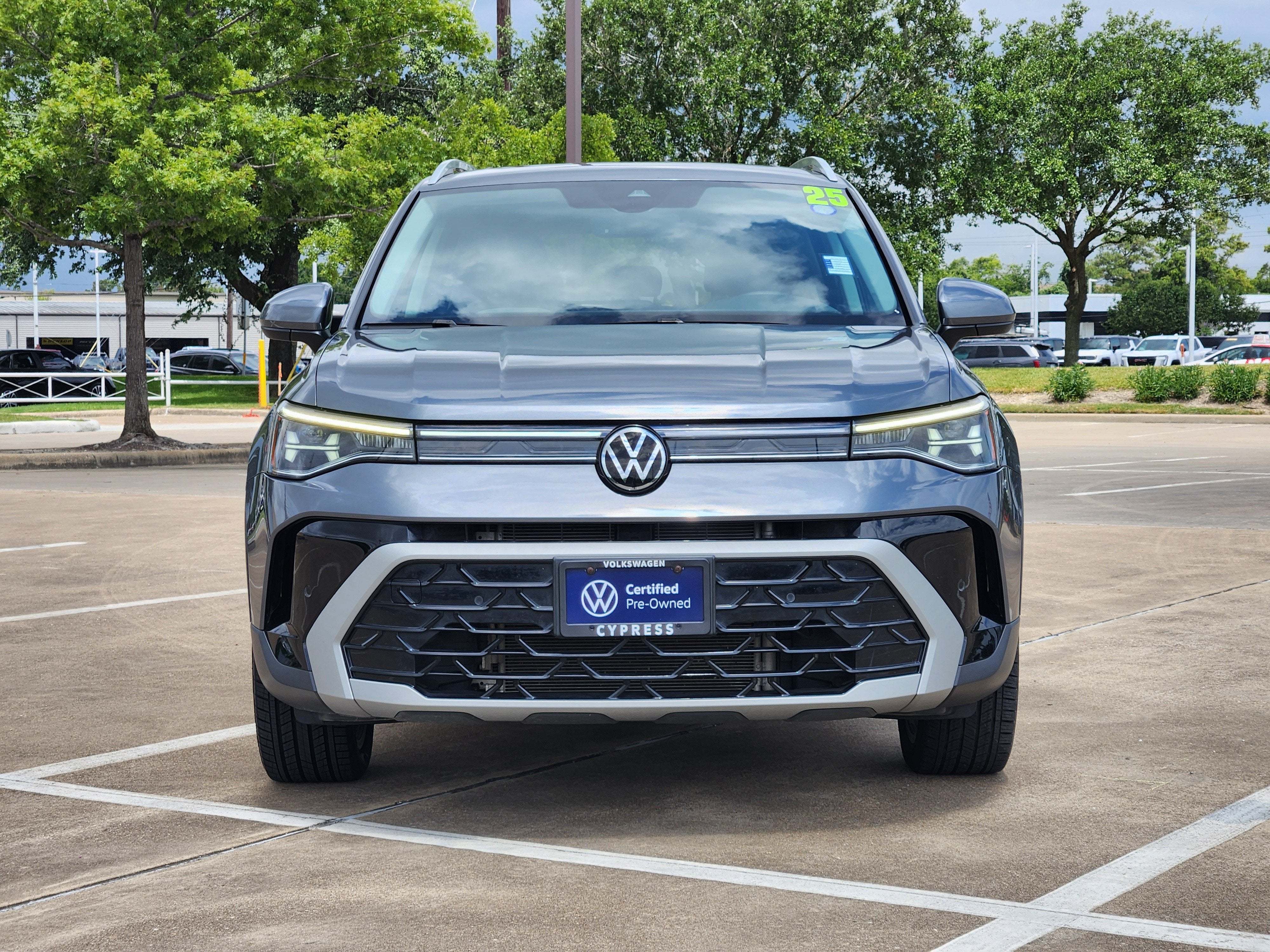 2025 Volkswagen Taos SEL