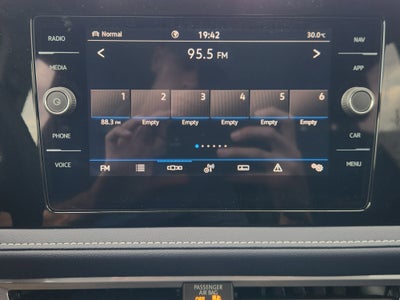 2026 Volkswagen Taos SEL