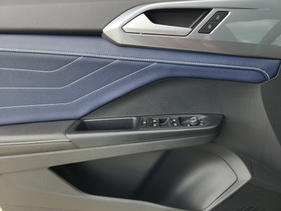 2026 Volkswagen Taos SEL