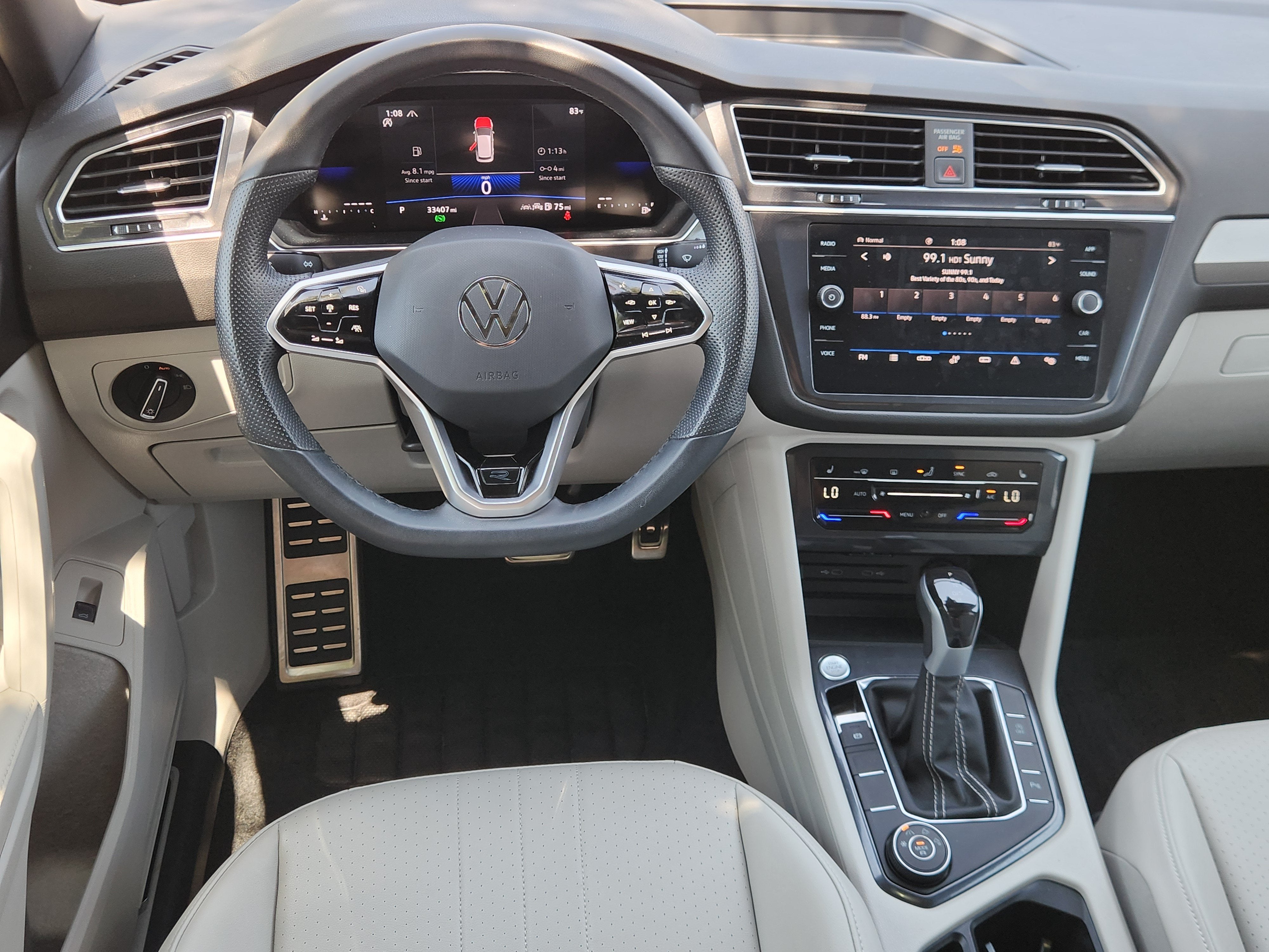 2024 Volkswagen Tiguan SE R-Line Black