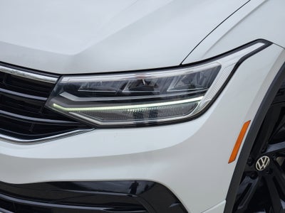 2024 Volkswagen Tiguan SE R-Line Black