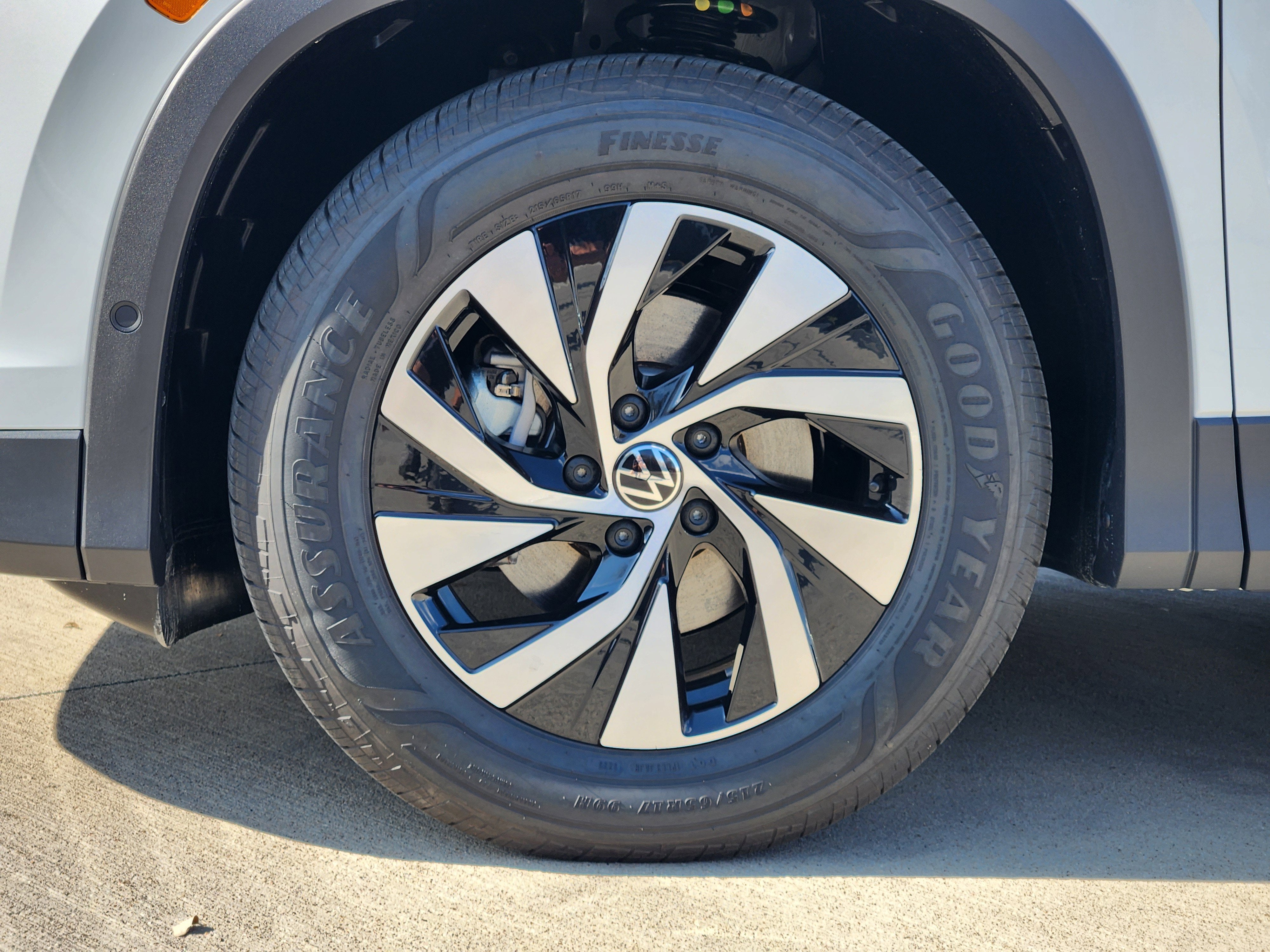 2026 Volkswagen Tiguan S