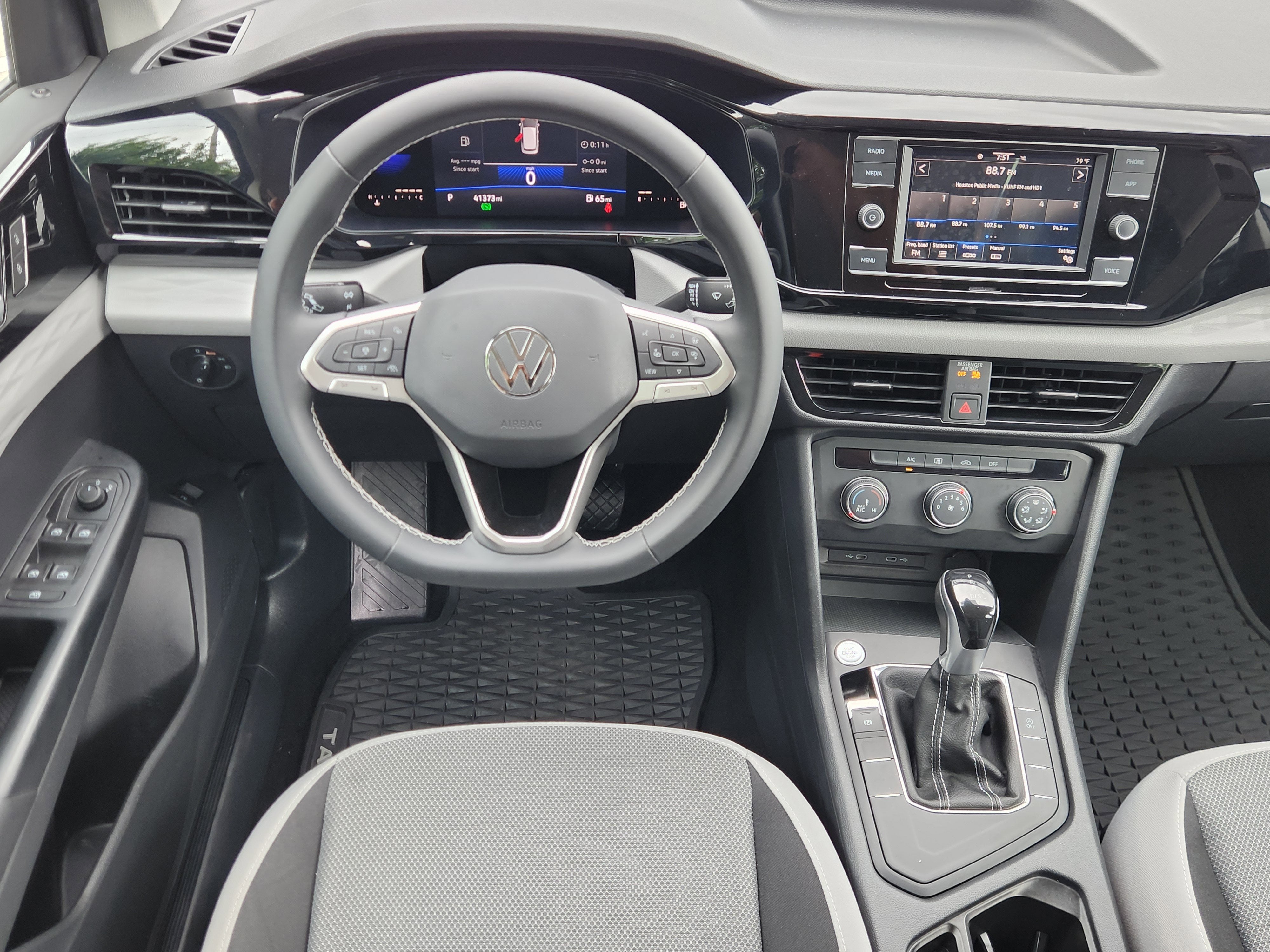 2022 Volkswagen Taos S