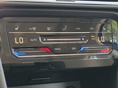 2026 Volkswagen Taos SE