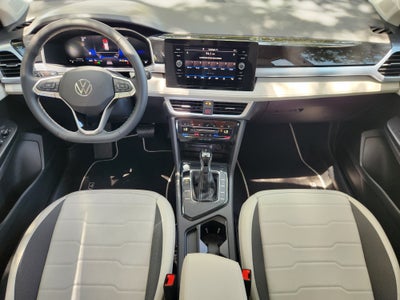 2026 Volkswagen Taos SE
