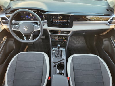 2026 Volkswagen Taos SE