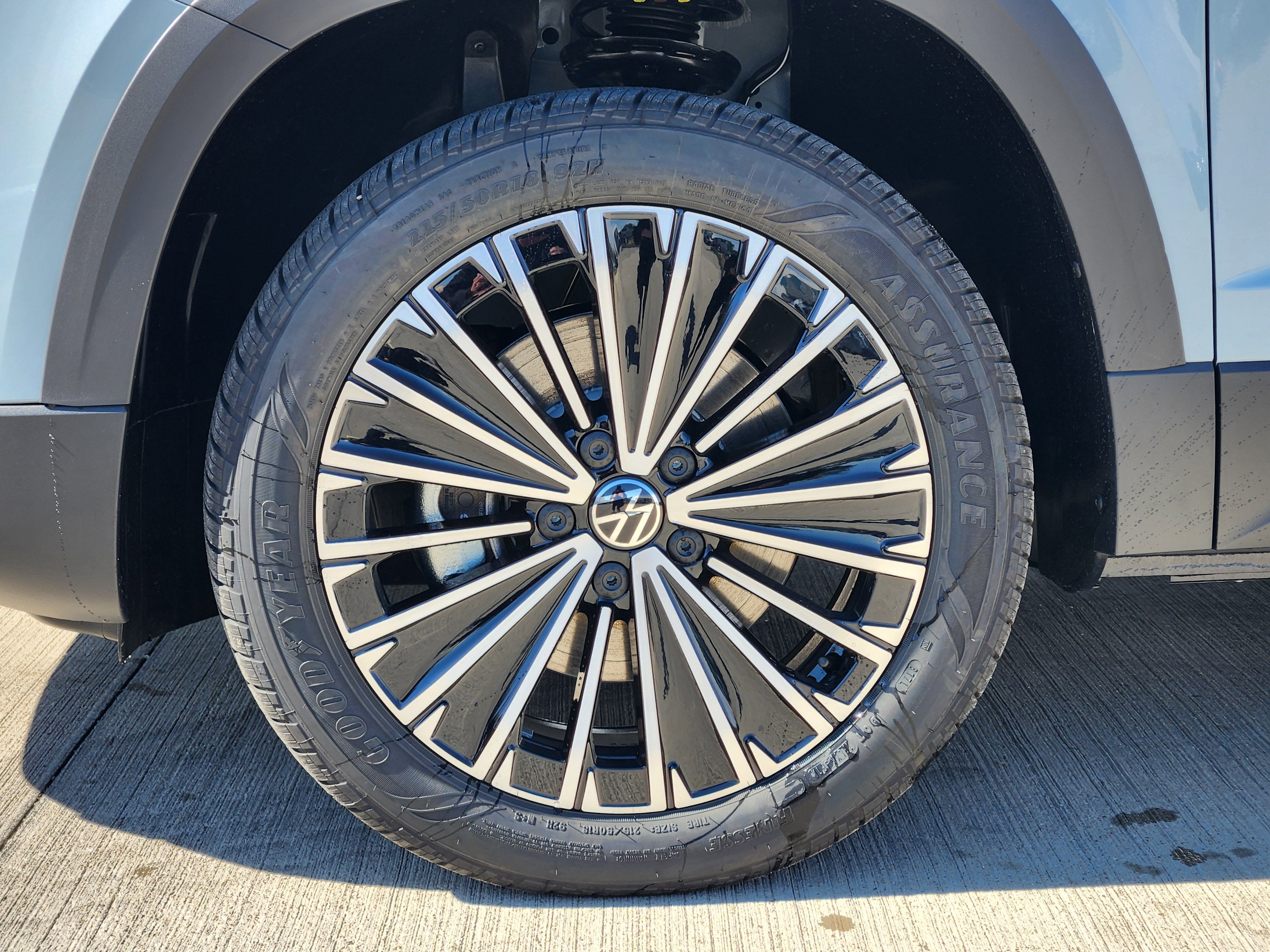 2026 Volkswagen Taos SE