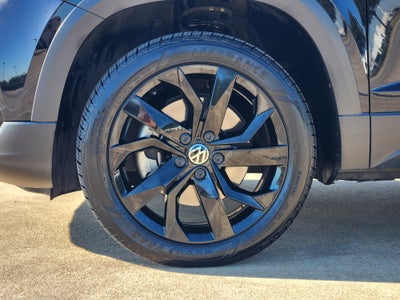 2024 Volkswagen Taos SE