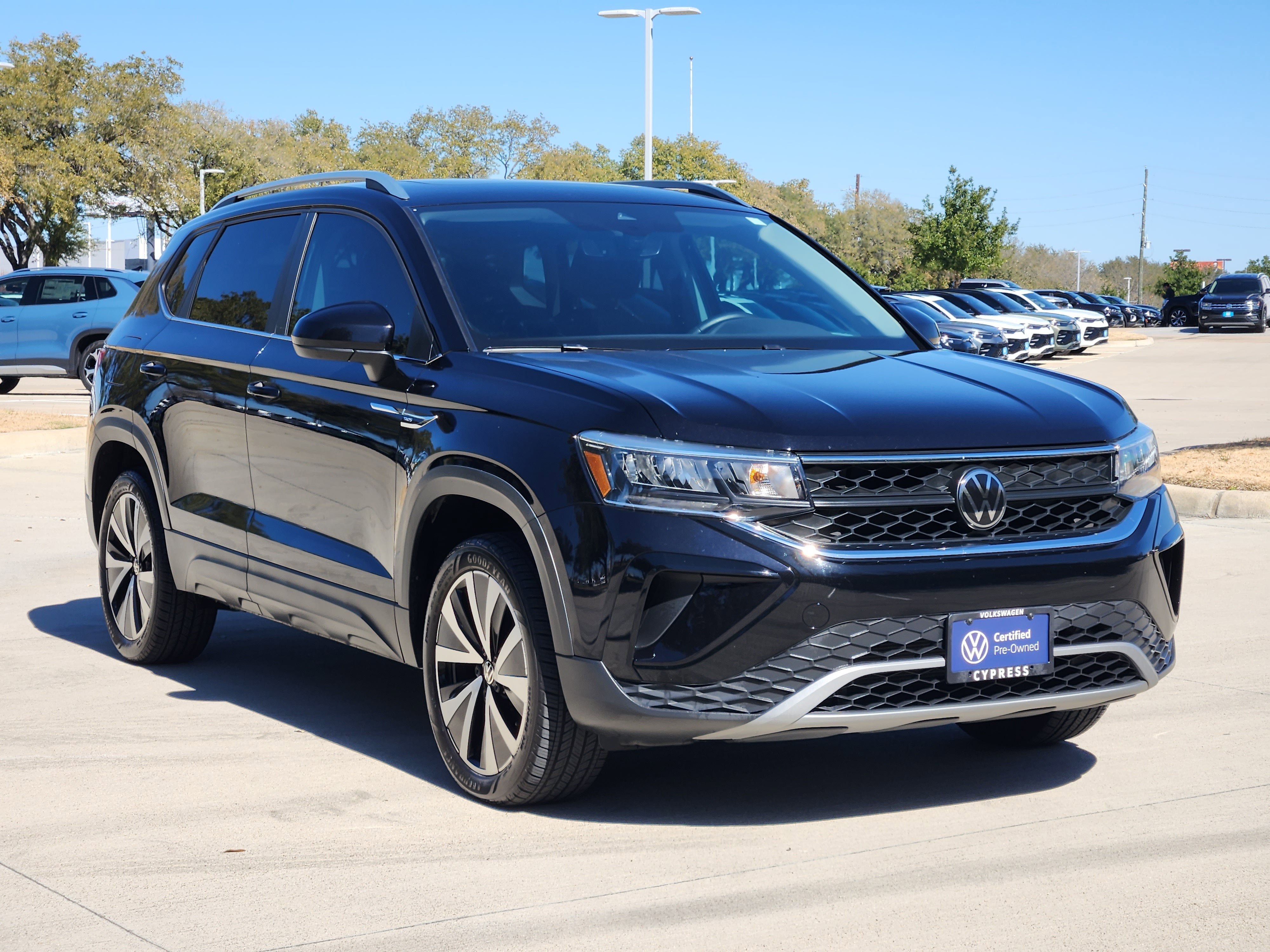 2023 Volkswagen Taos SE