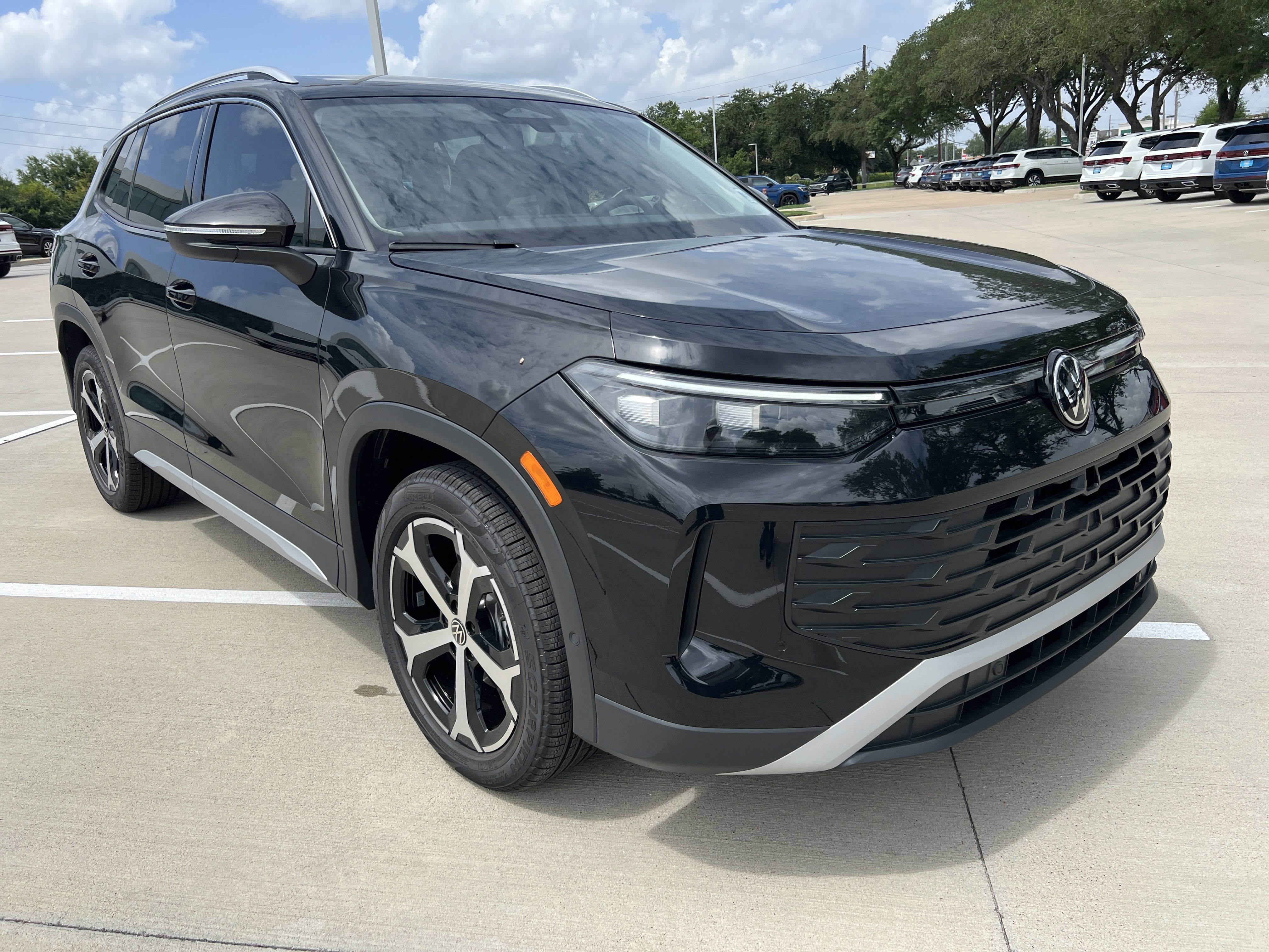 2025 Volkswagen Tiguan SE