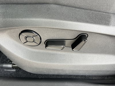 2025 Volkswagen Tiguan SE