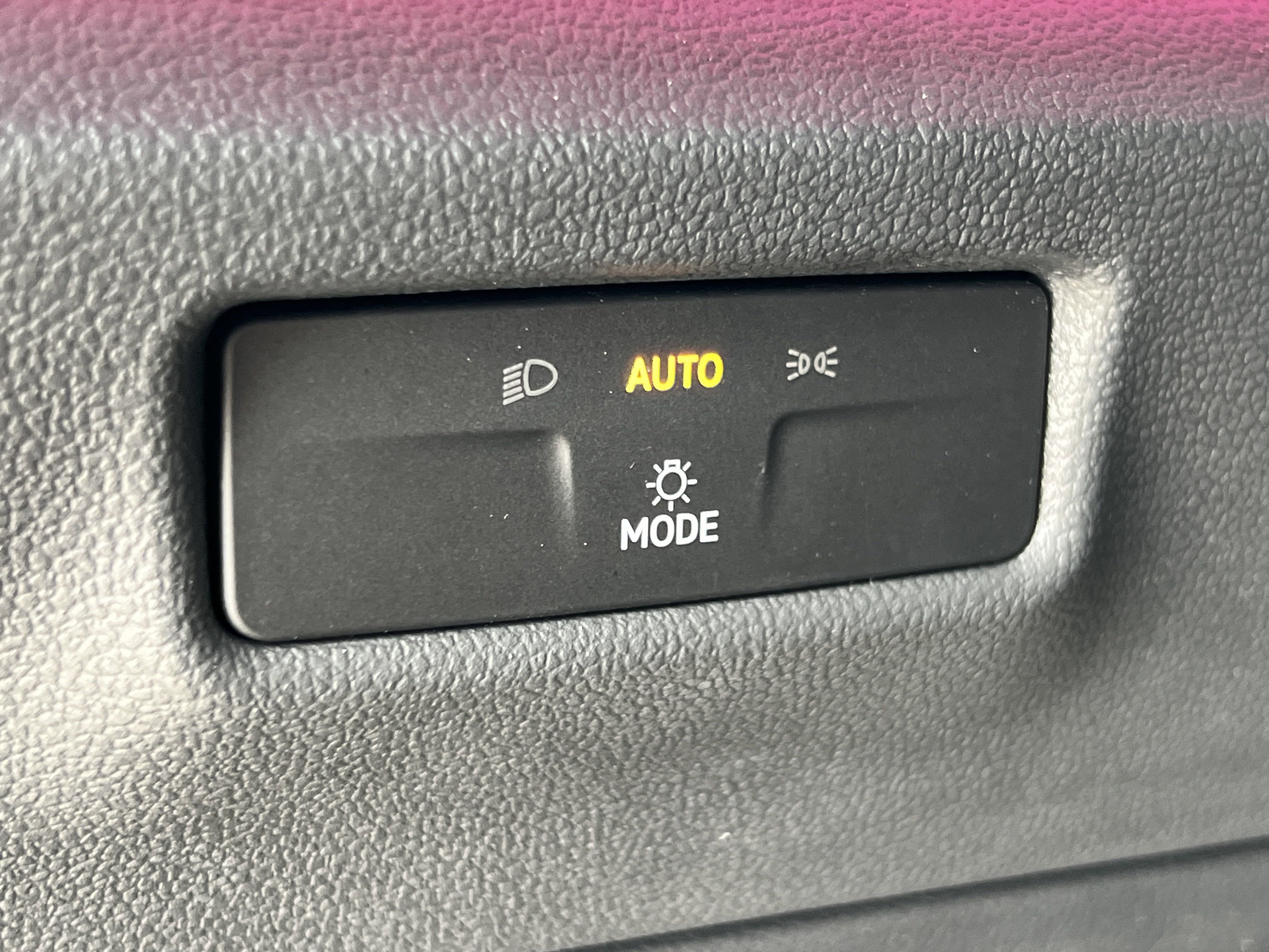 2025 Volkswagen Tiguan SE