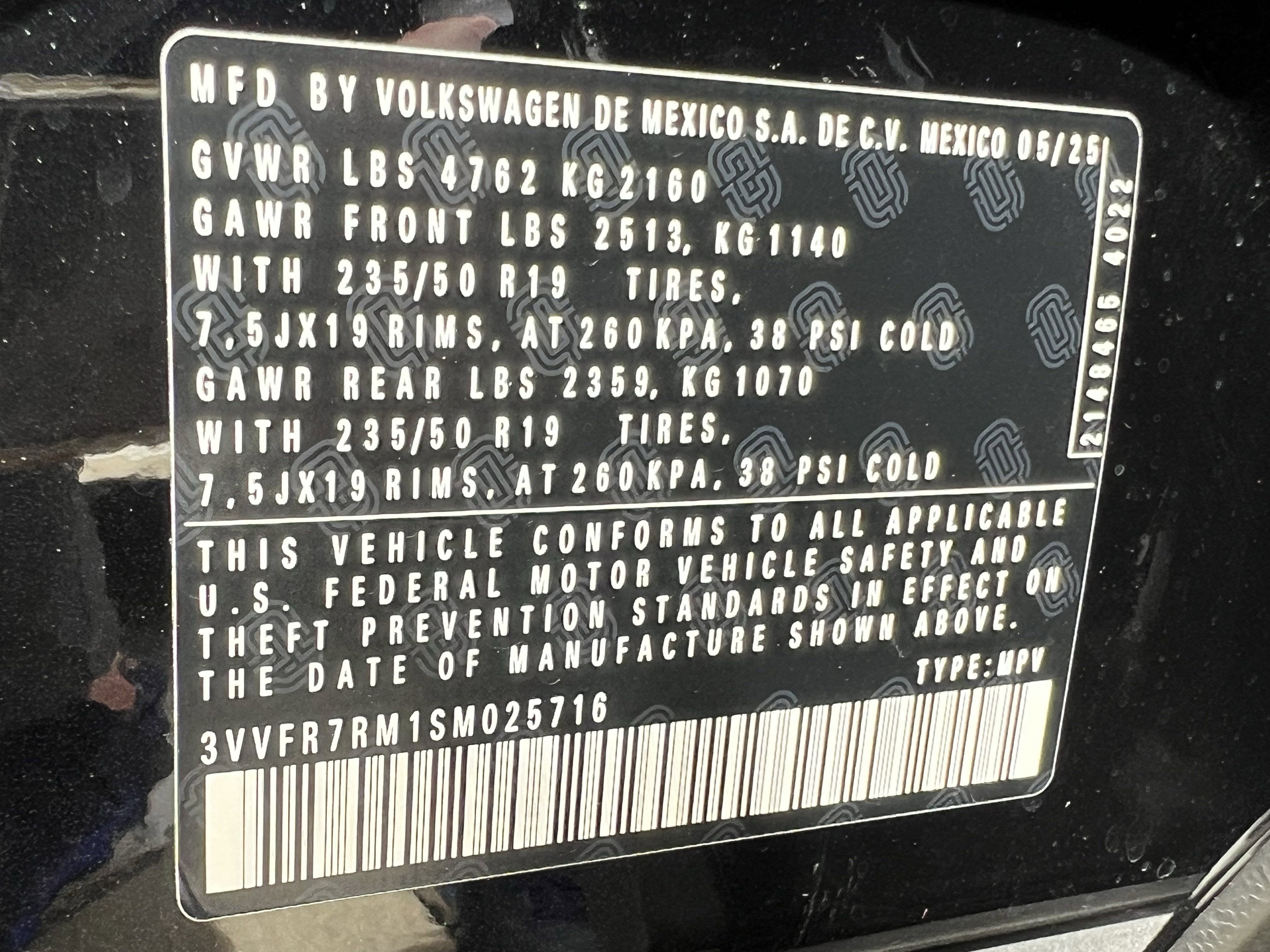 2025 Volkswagen Tiguan SE