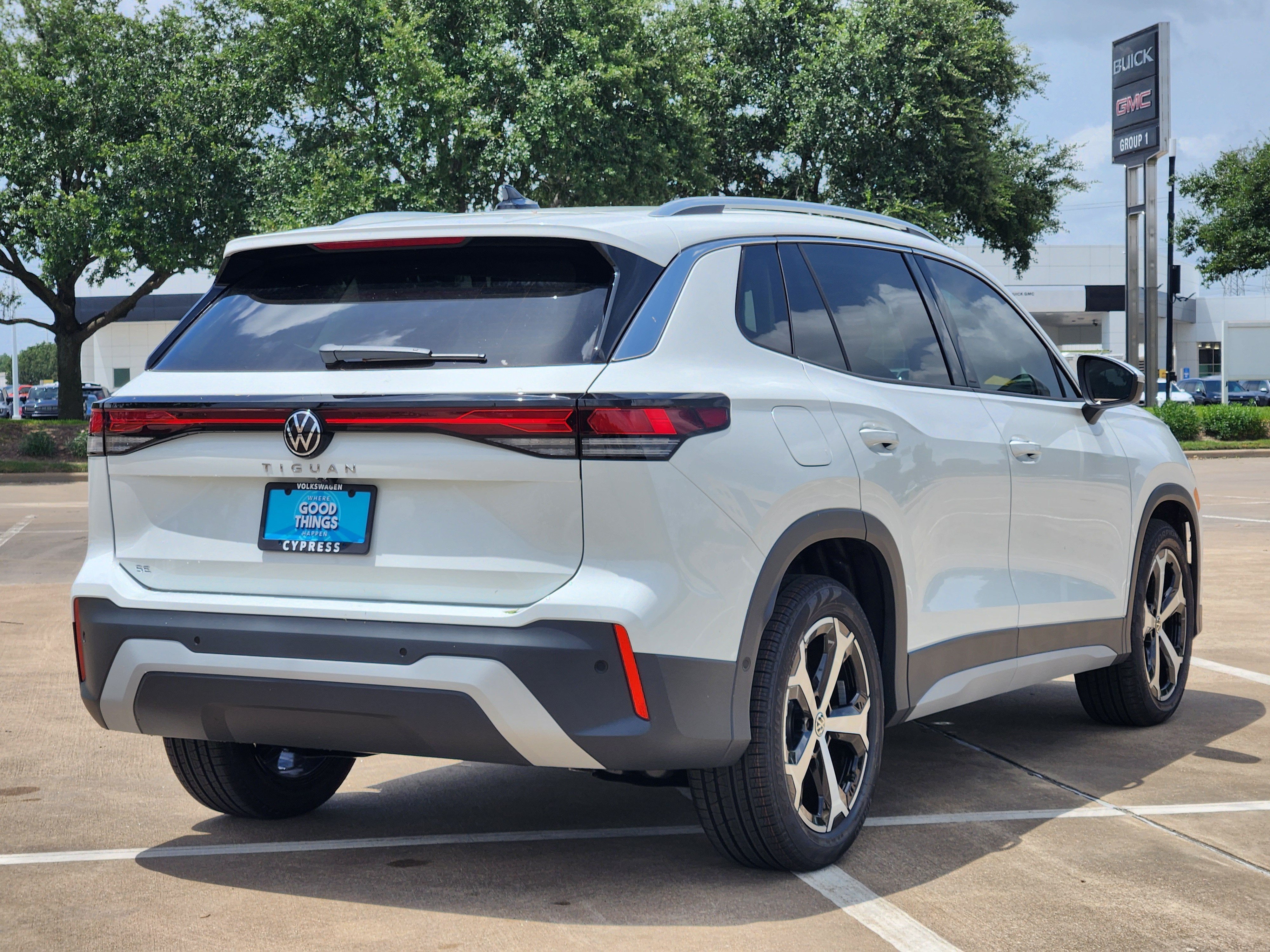 2026 Volkswagen Tiguan SE
