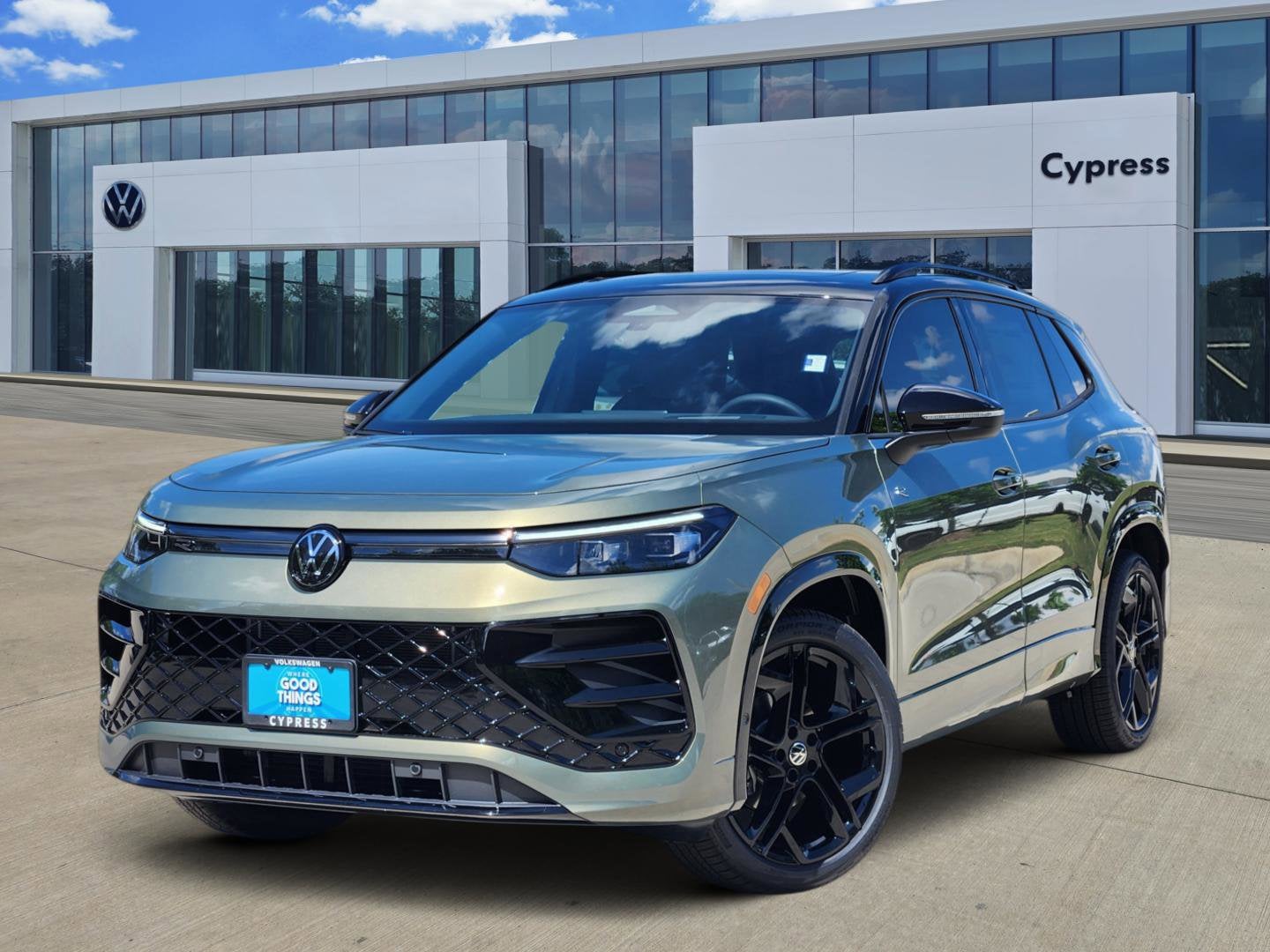 2026 Volkswagen Tiguan SE R-Line Black