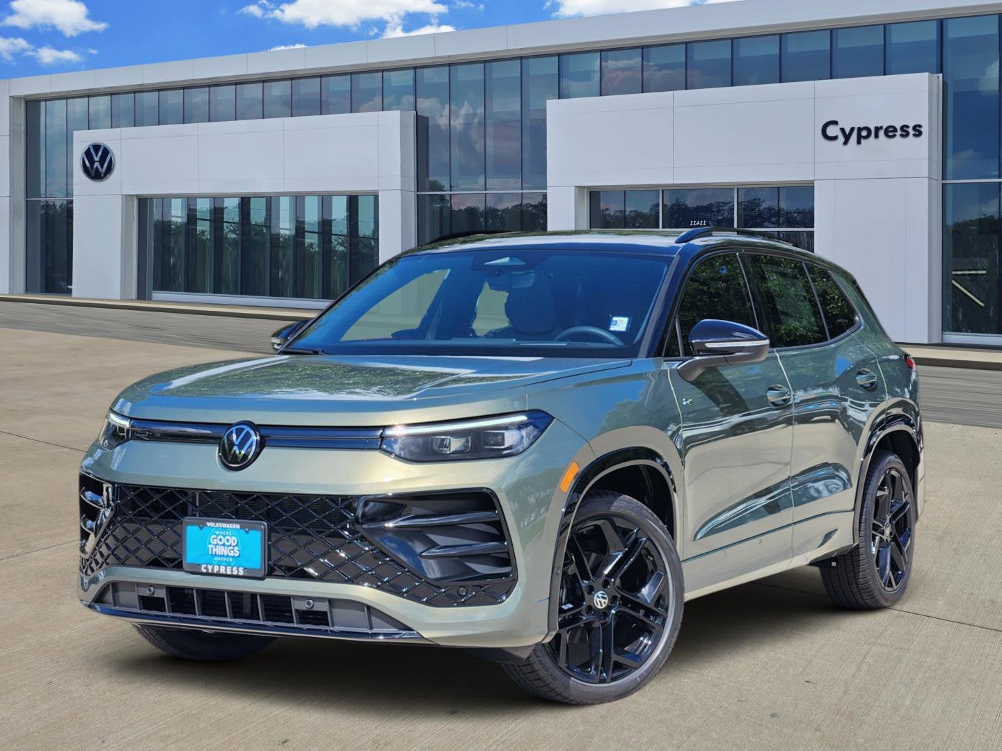 2026 Volkswagen Tiguan SE R-Line Black