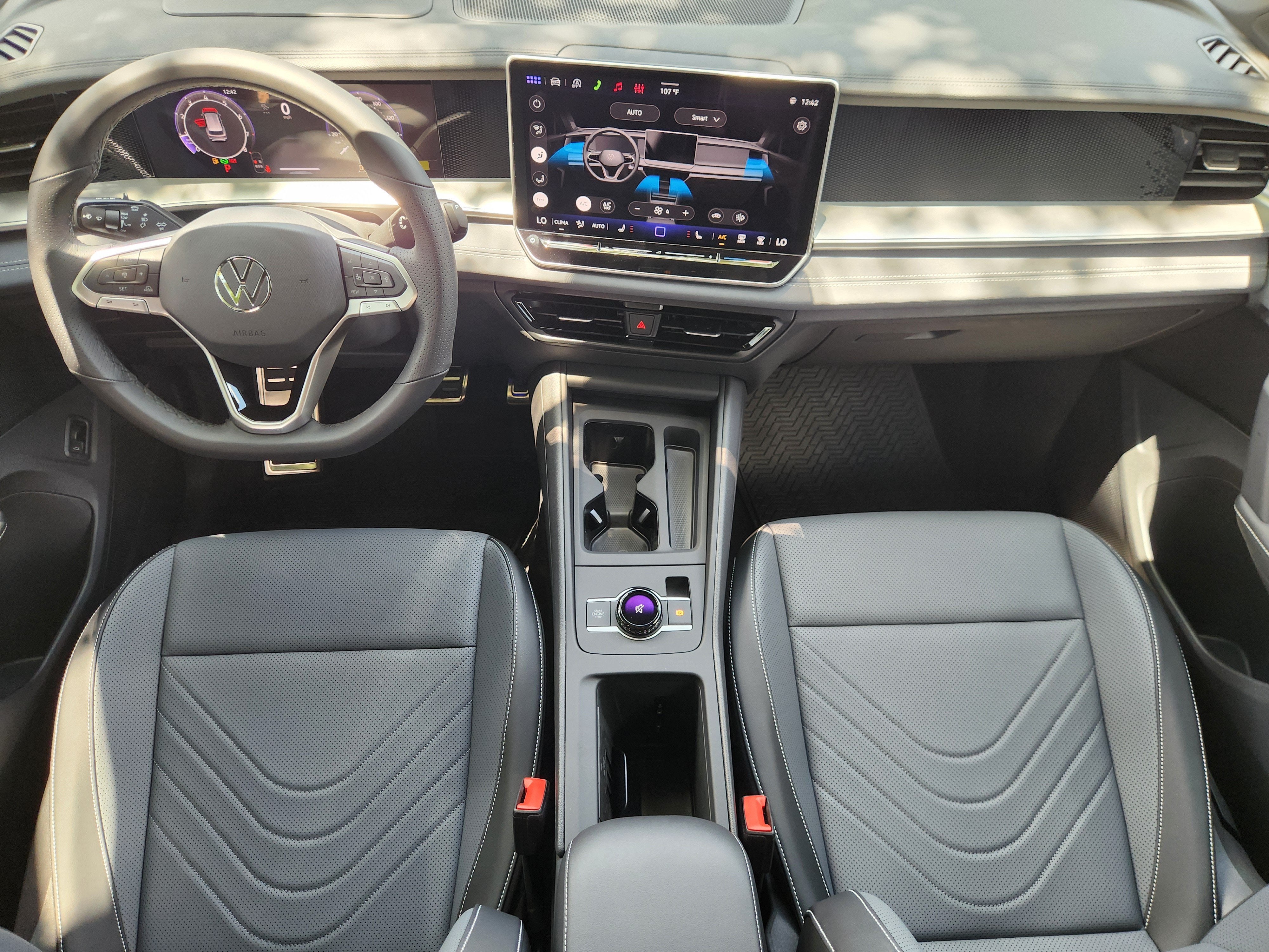 2026 Volkswagen Tiguan SE R-Line Black
