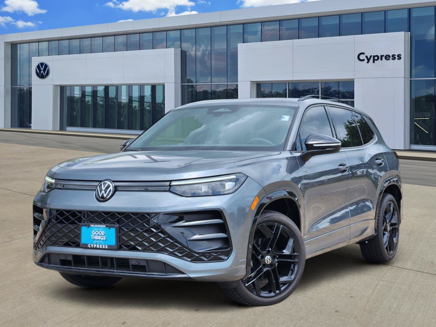 2026 Volkswagen Tiguan SE R-Line Black