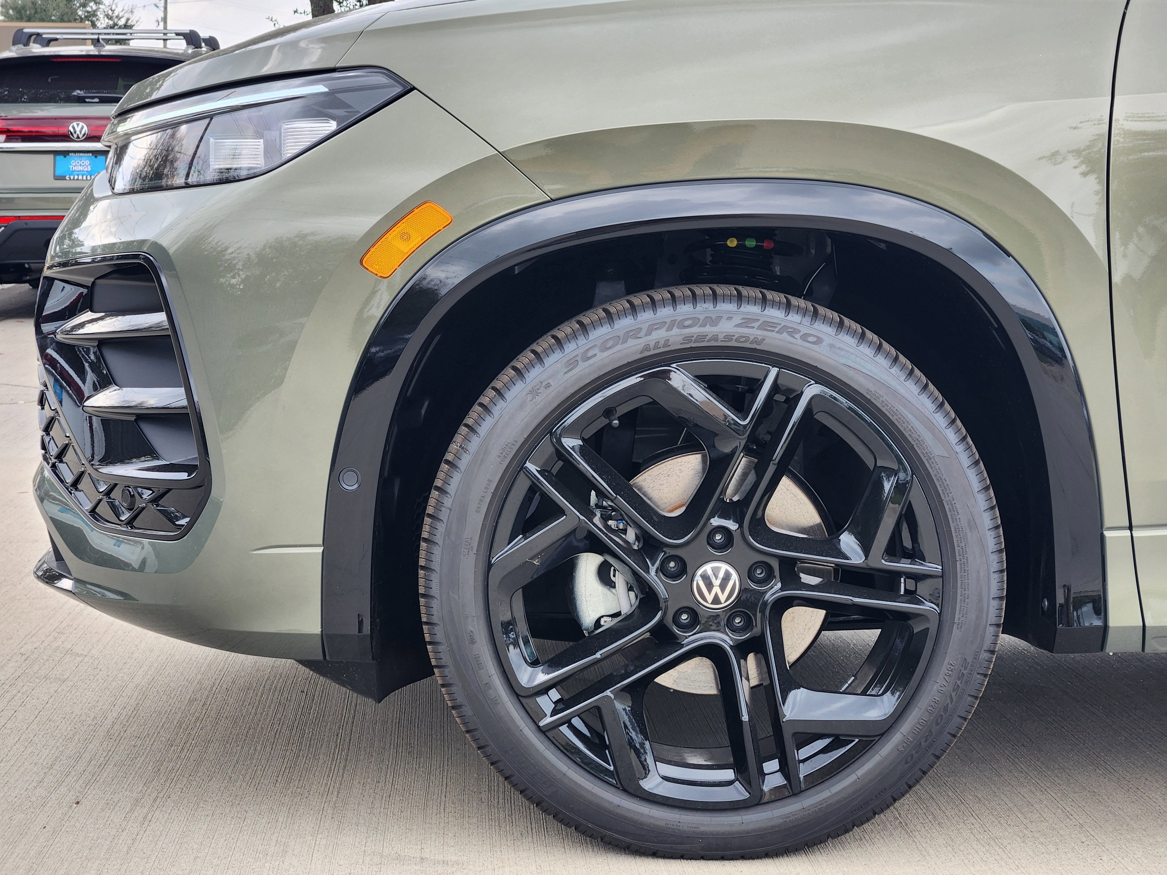 2026 Volkswagen Tiguan SE R-Line Black