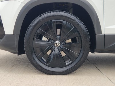2022 Volkswagen Taos SE