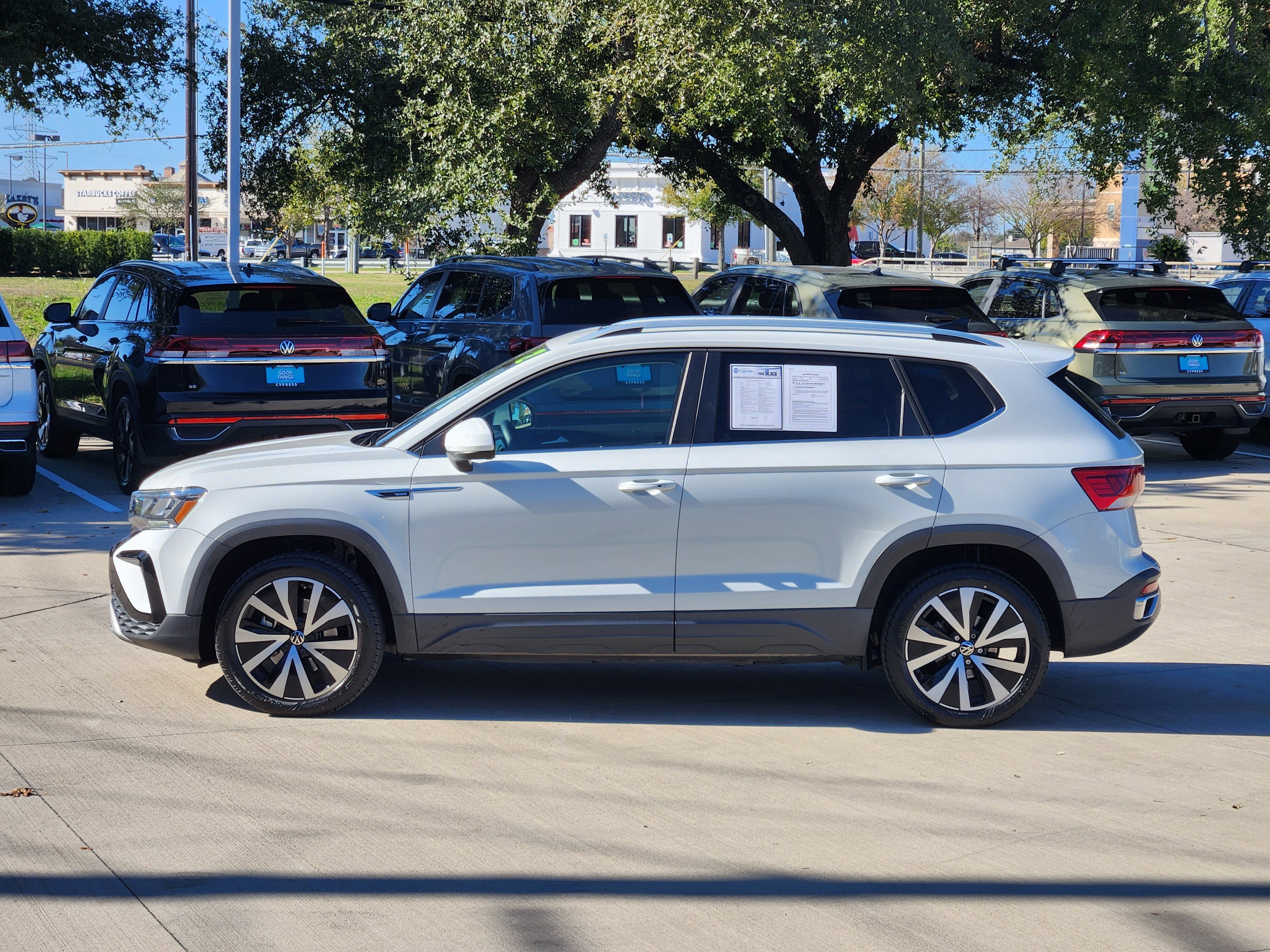 2022 Volkswagen Taos SE