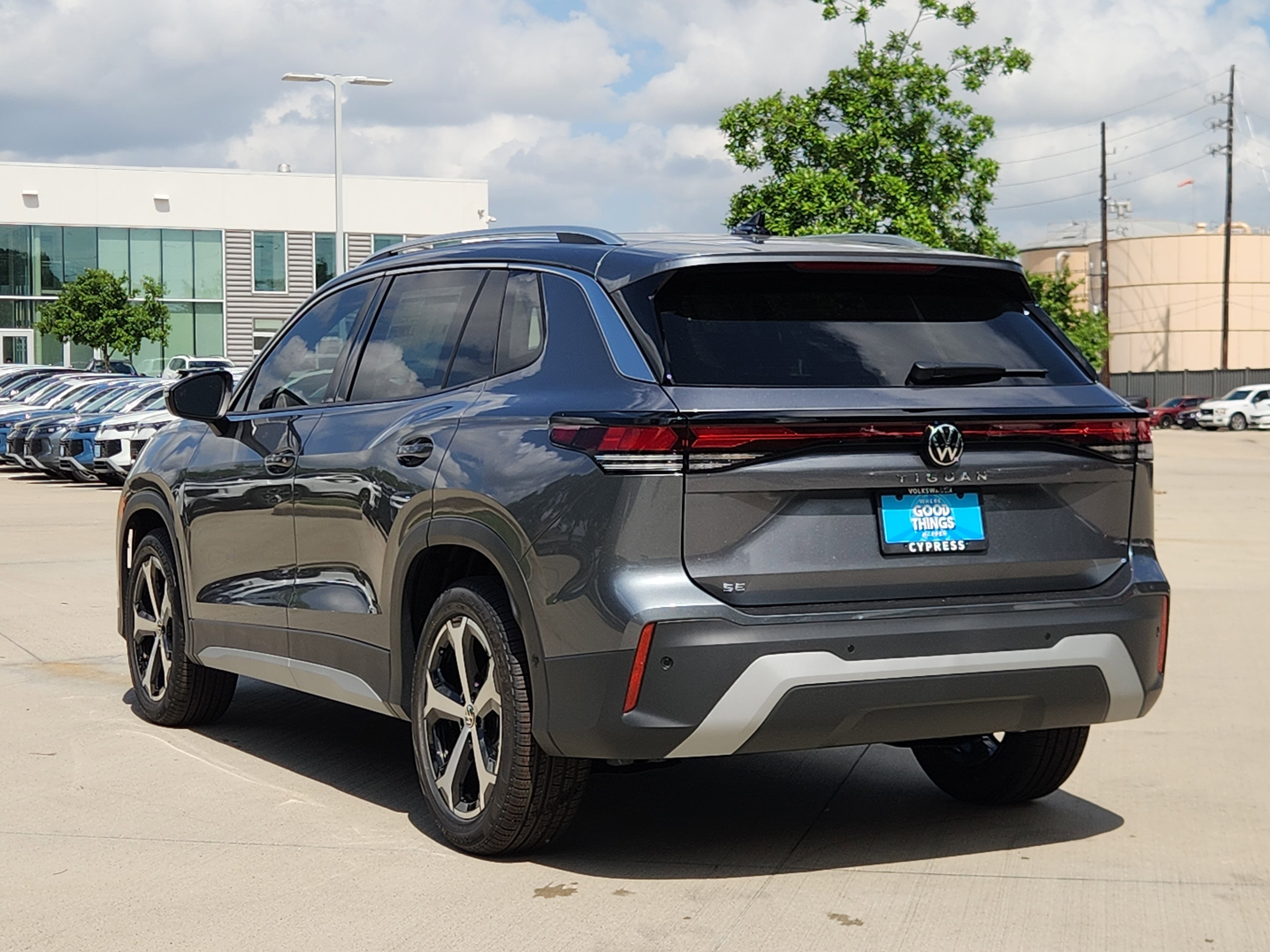 2026 Volkswagen Tiguan SE
