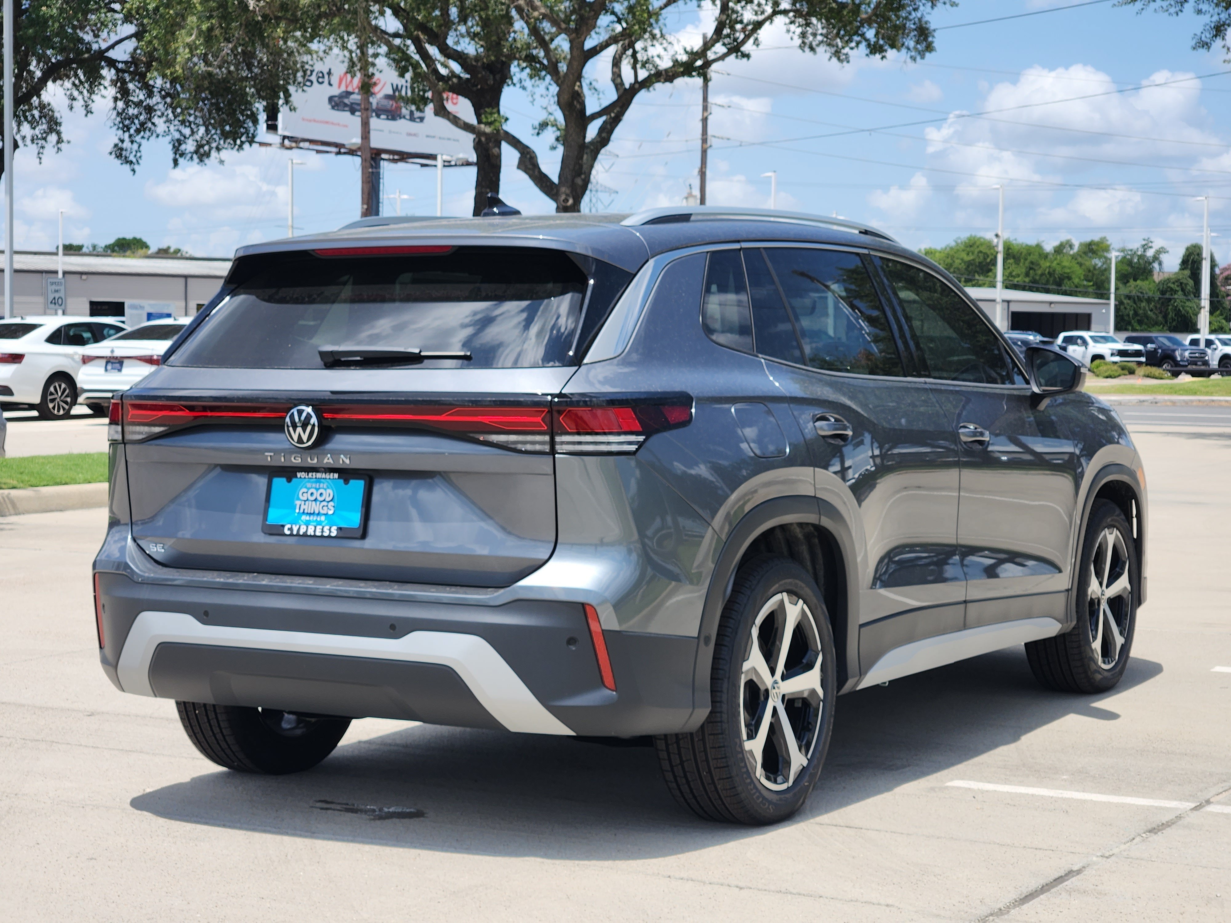 2026 Volkswagen Tiguan SE