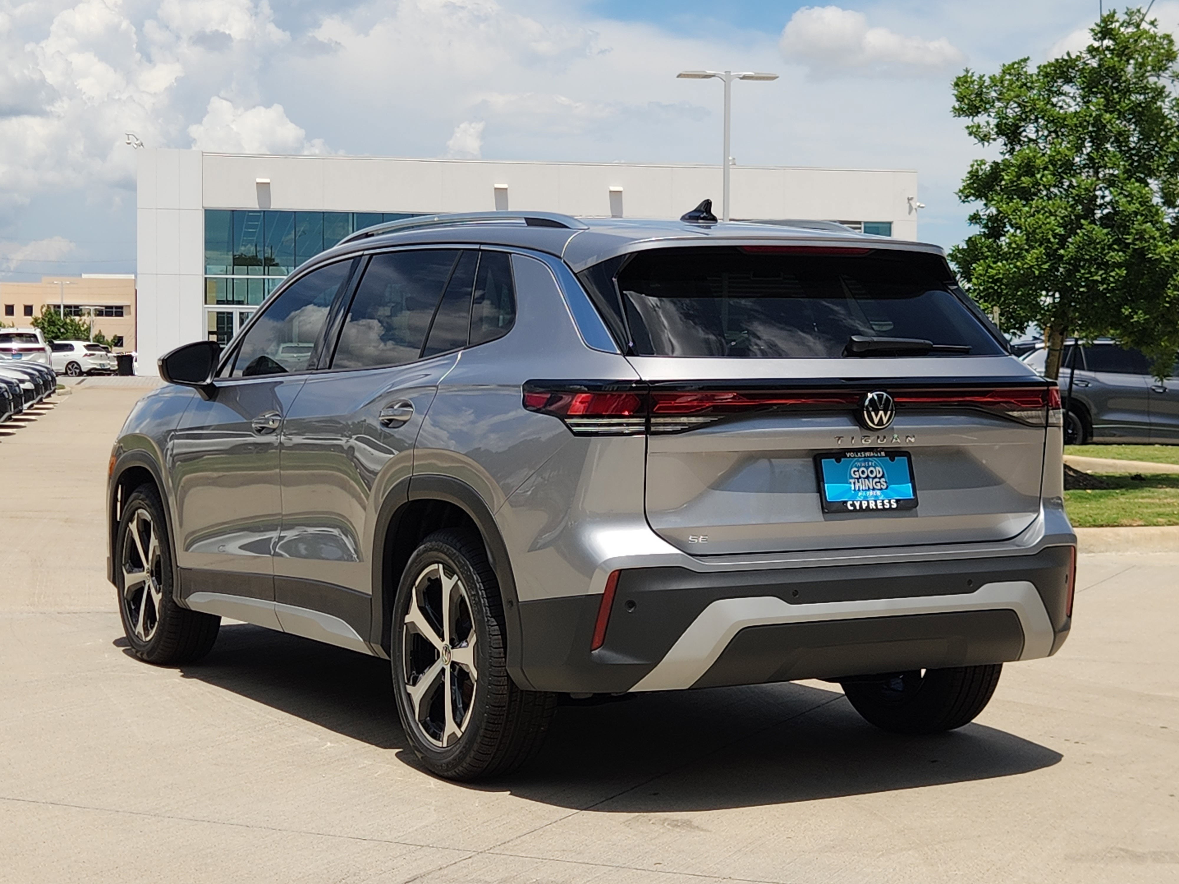 2026 Volkswagen Tiguan SE
