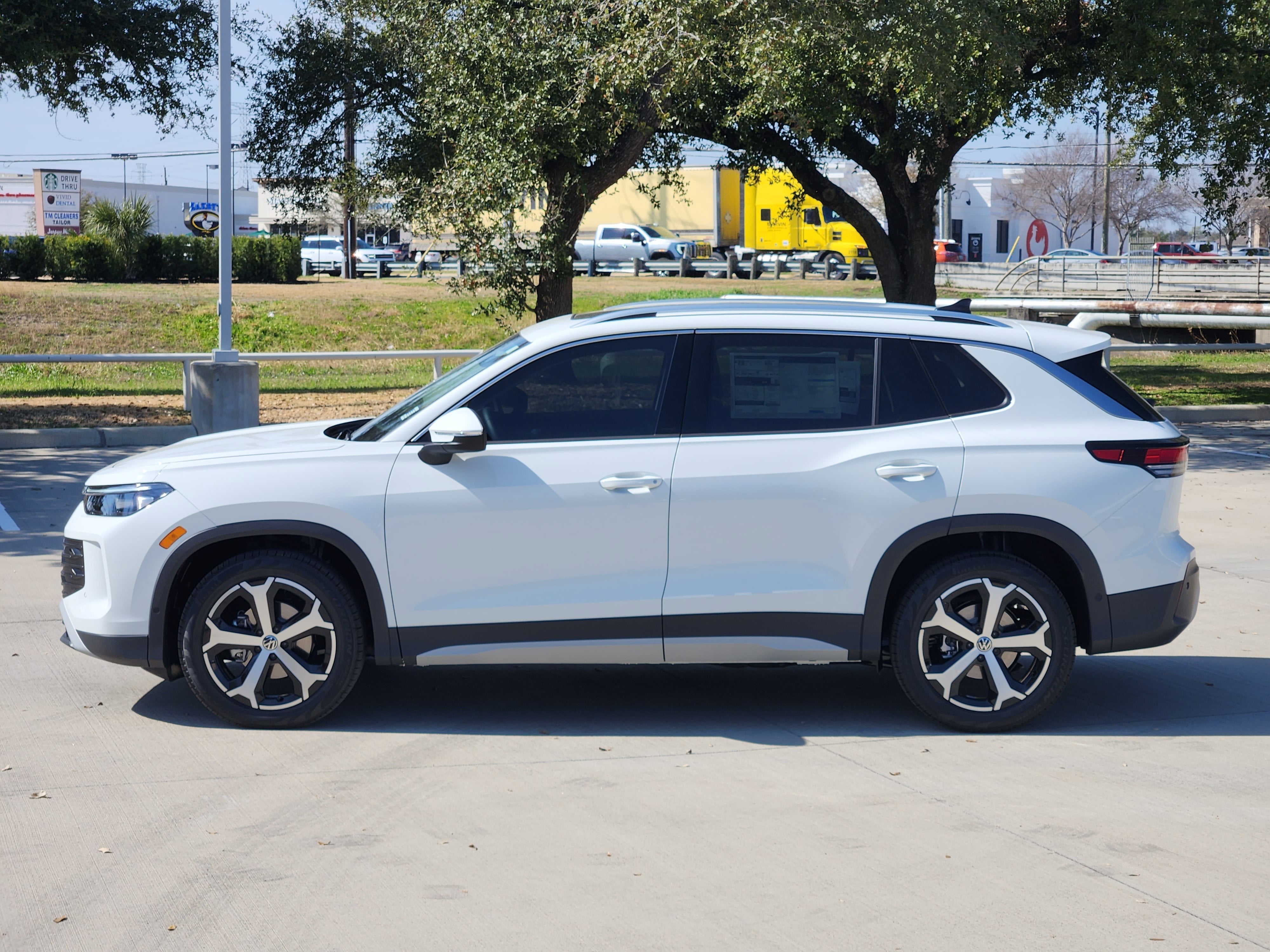 2026 Volkswagen Tiguan SE