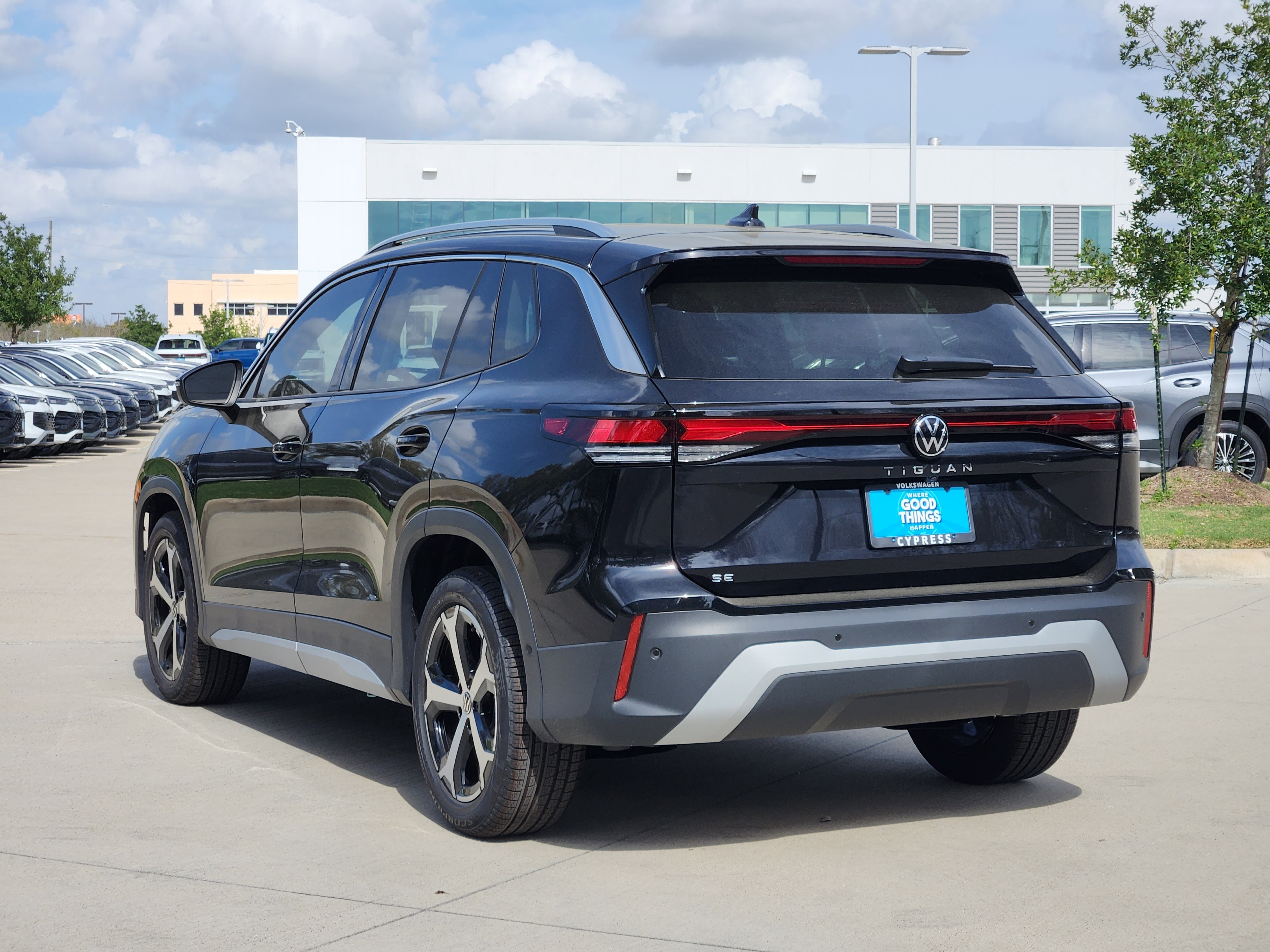 2026 Volkswagen Tiguan SE