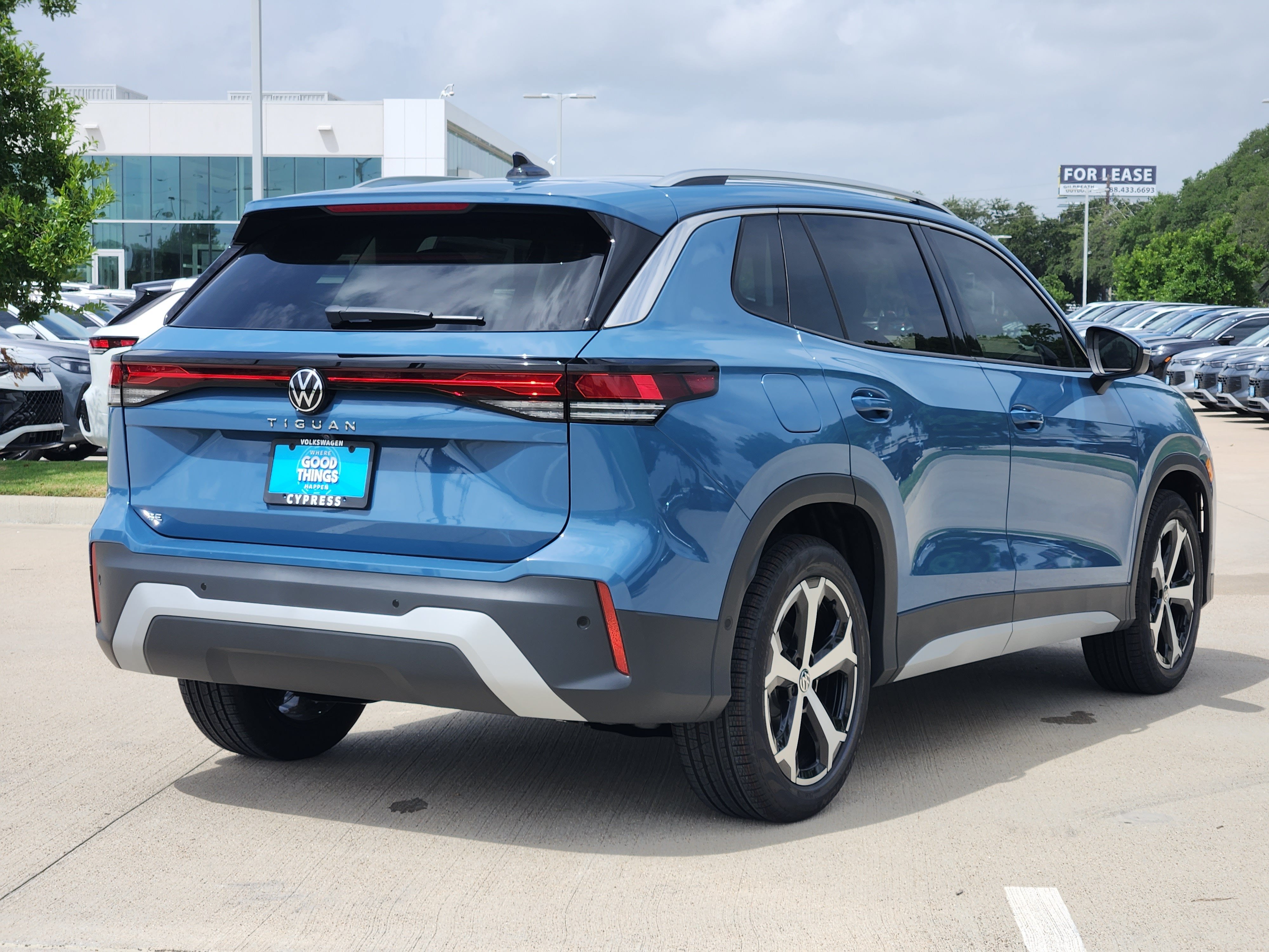 2026 Volkswagen Tiguan SE