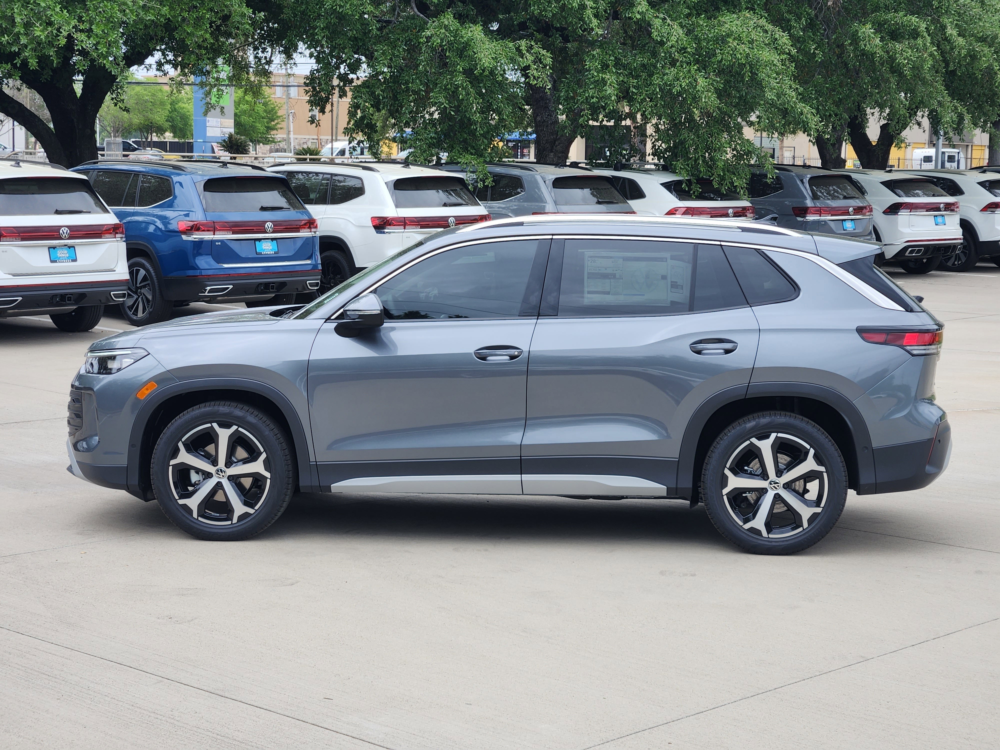 2026 Volkswagen Tiguan SE