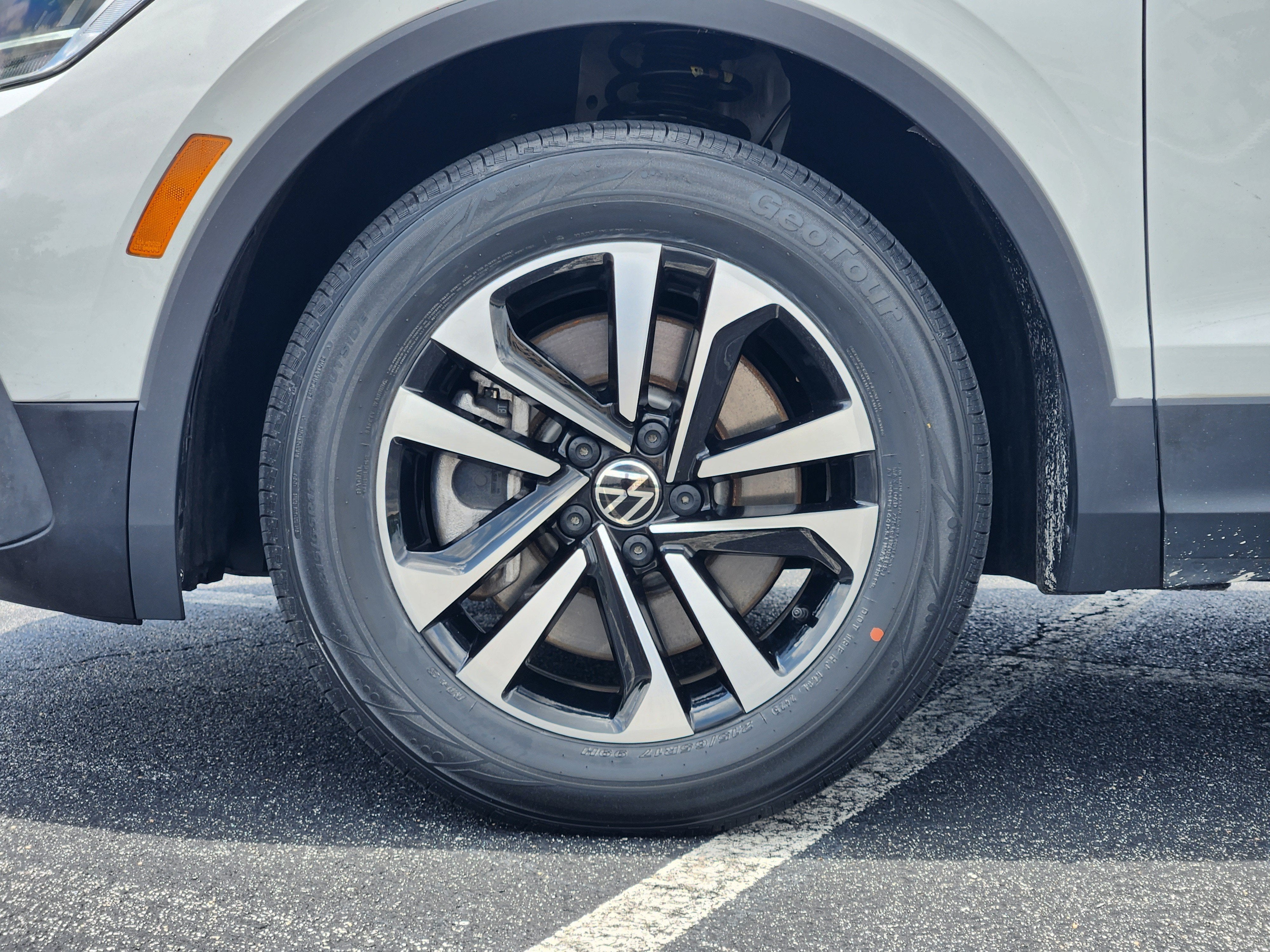 2024 Volkswagen Tiguan S