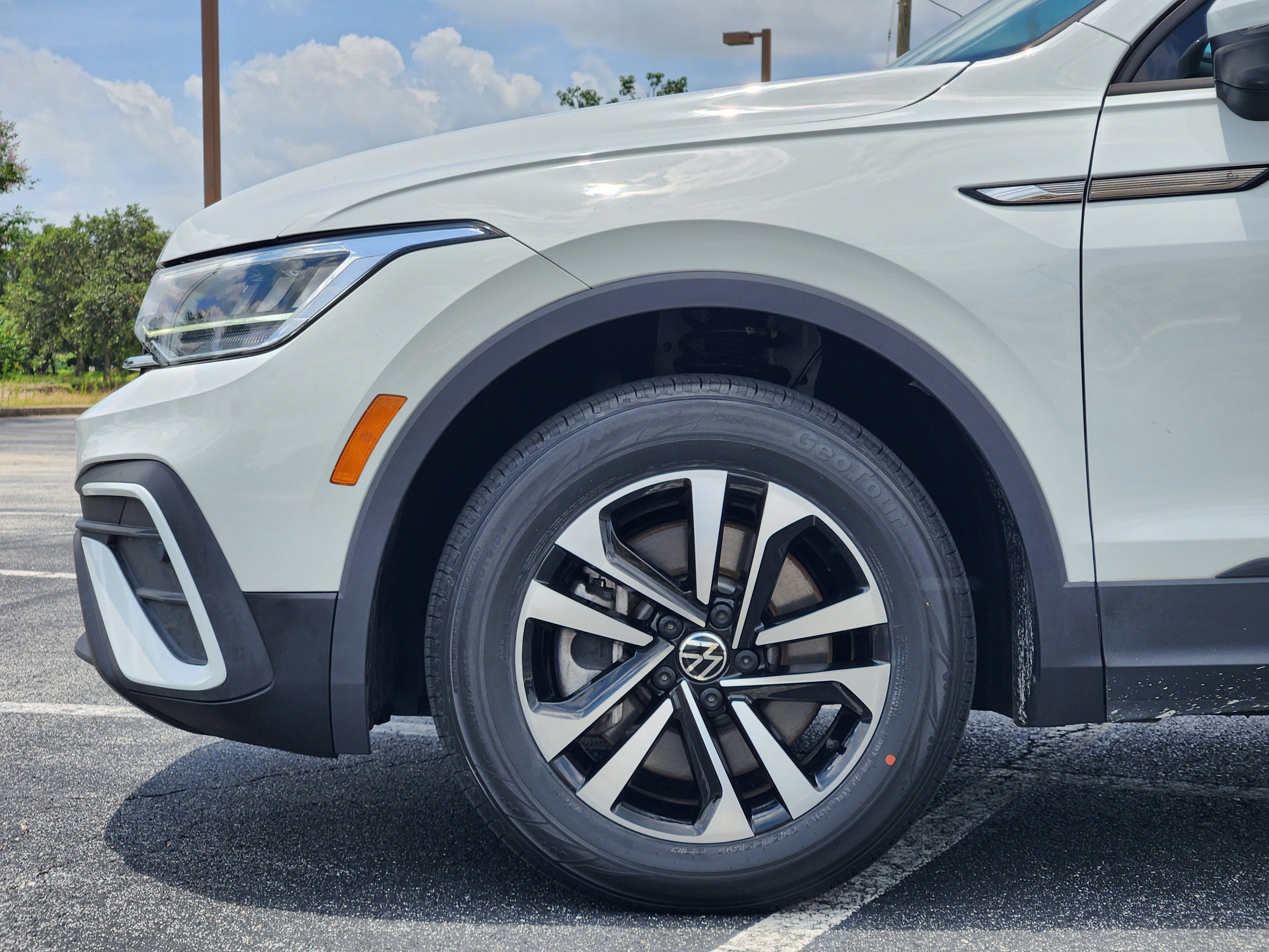 2024 Volkswagen Tiguan S