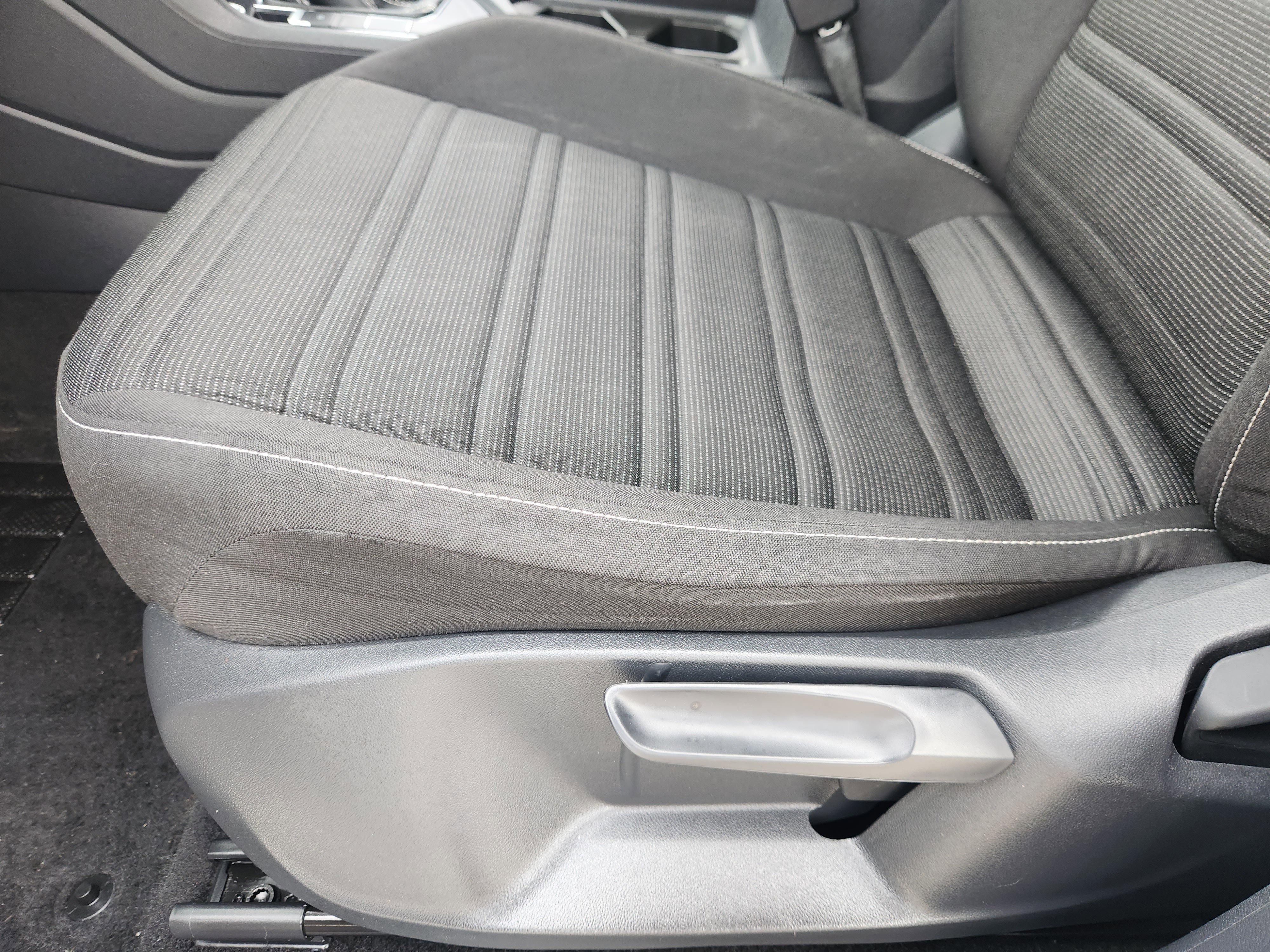 2023 Volkswagen Tiguan S