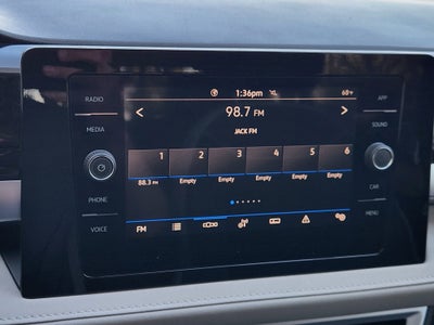 2026 Volkswagen Taos SE