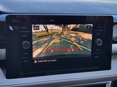 2026 Volkswagen Taos SE