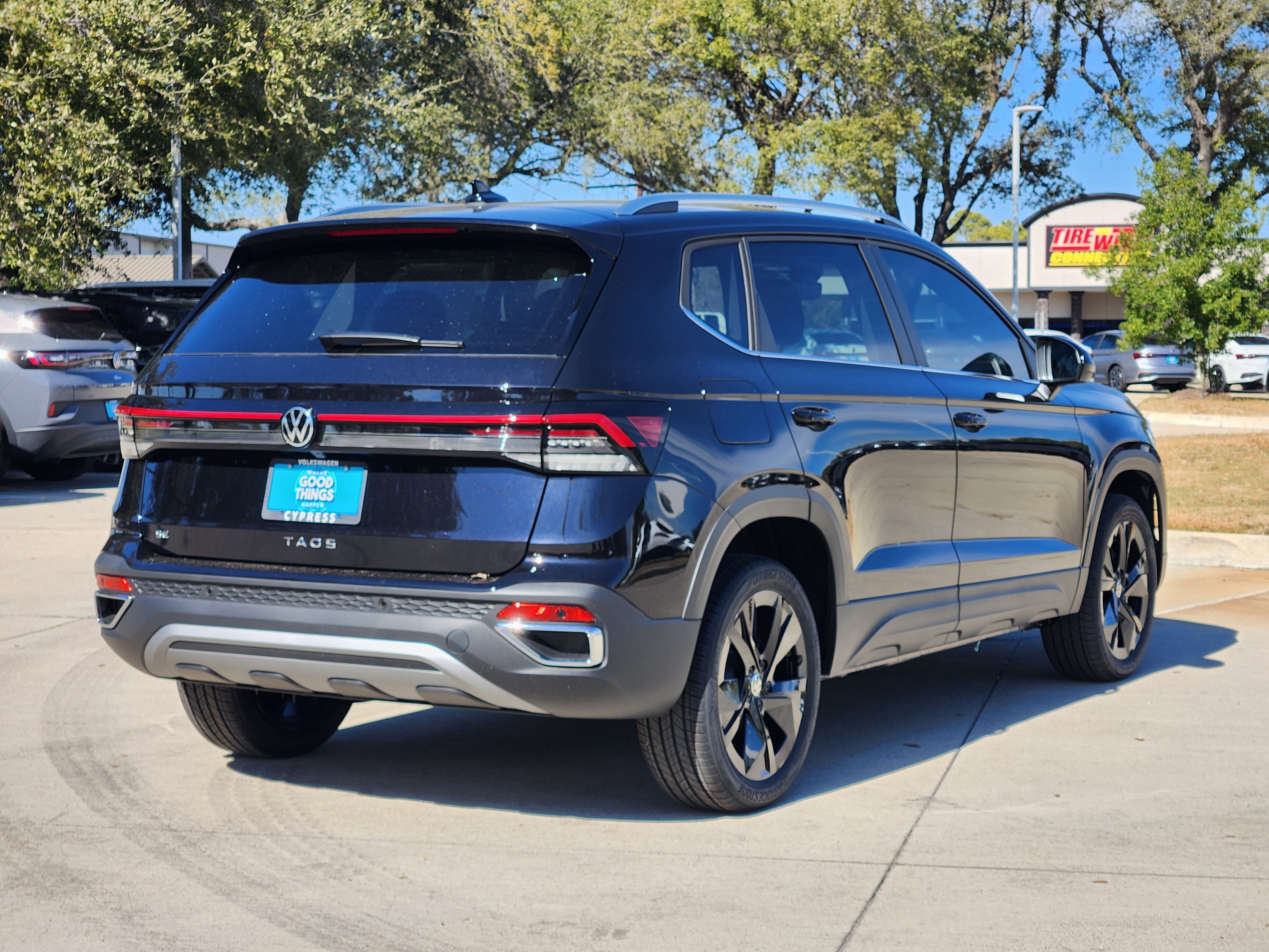 2026 Volkswagen Taos SE