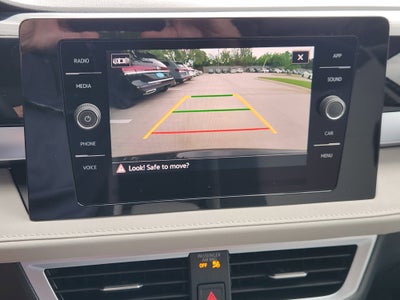 2026 Volkswagen Taos SE