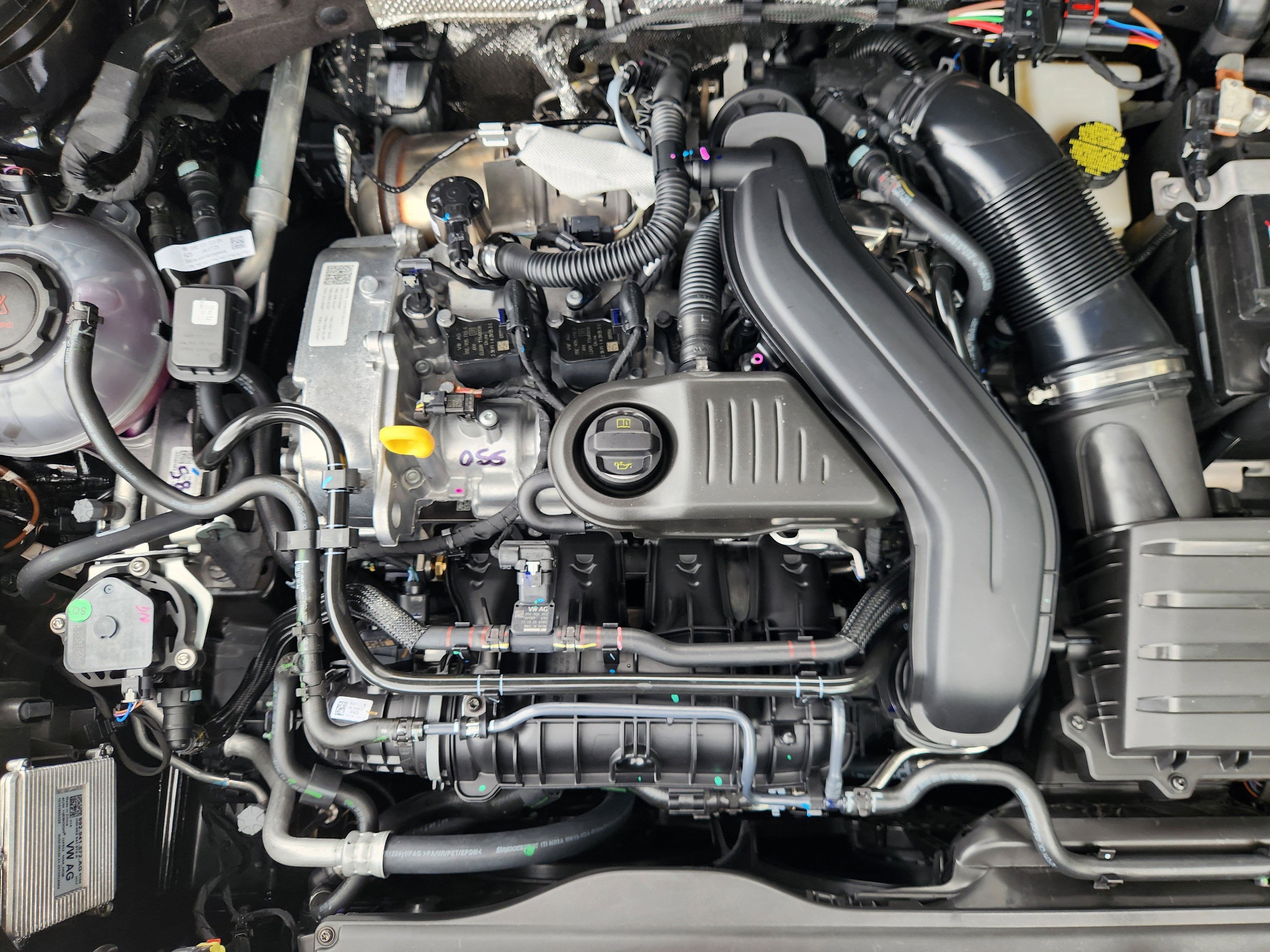 2026 Volkswagen Taos SE