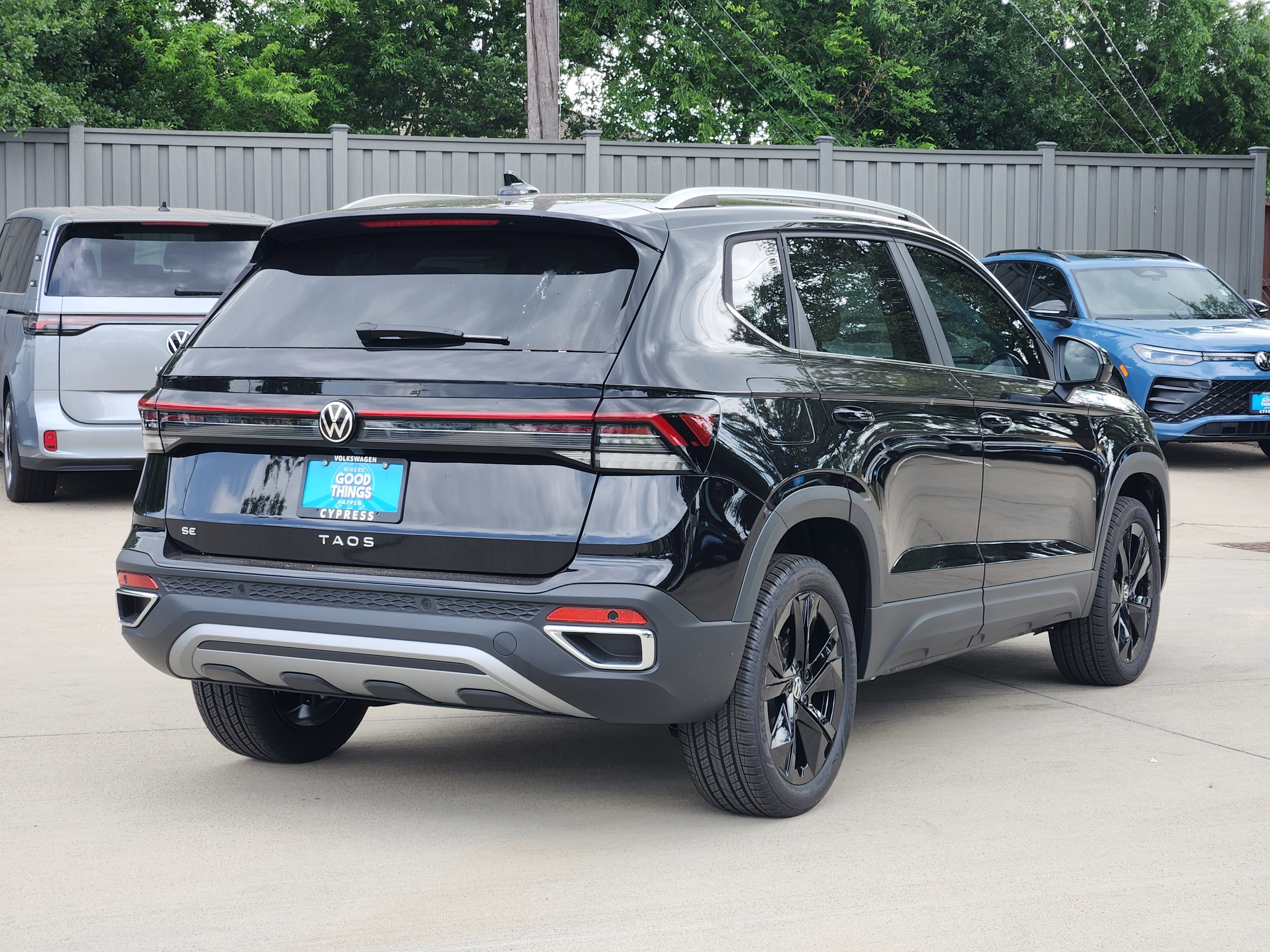 2026 Volkswagen Taos SE