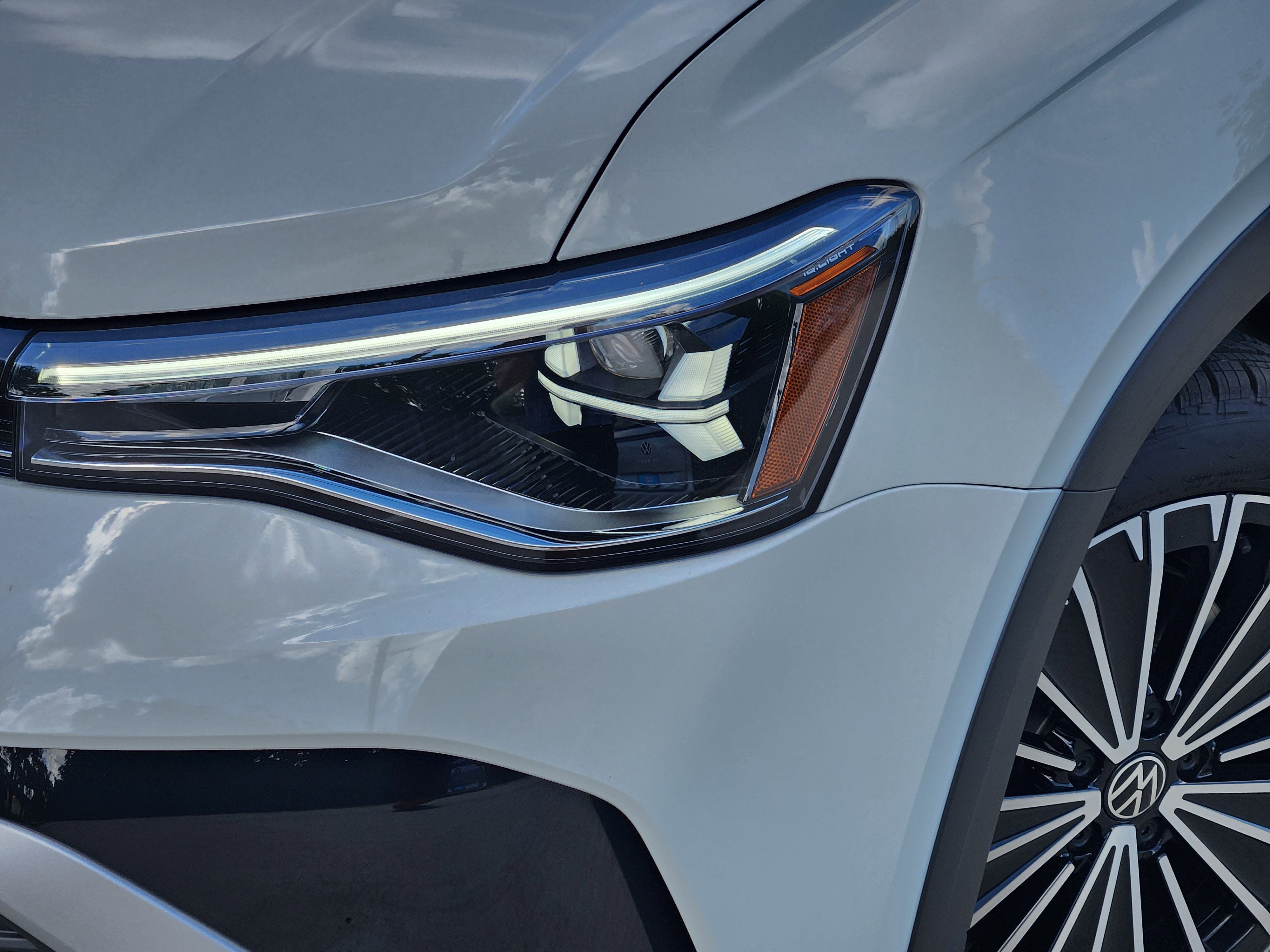 2026 Volkswagen Taos SE