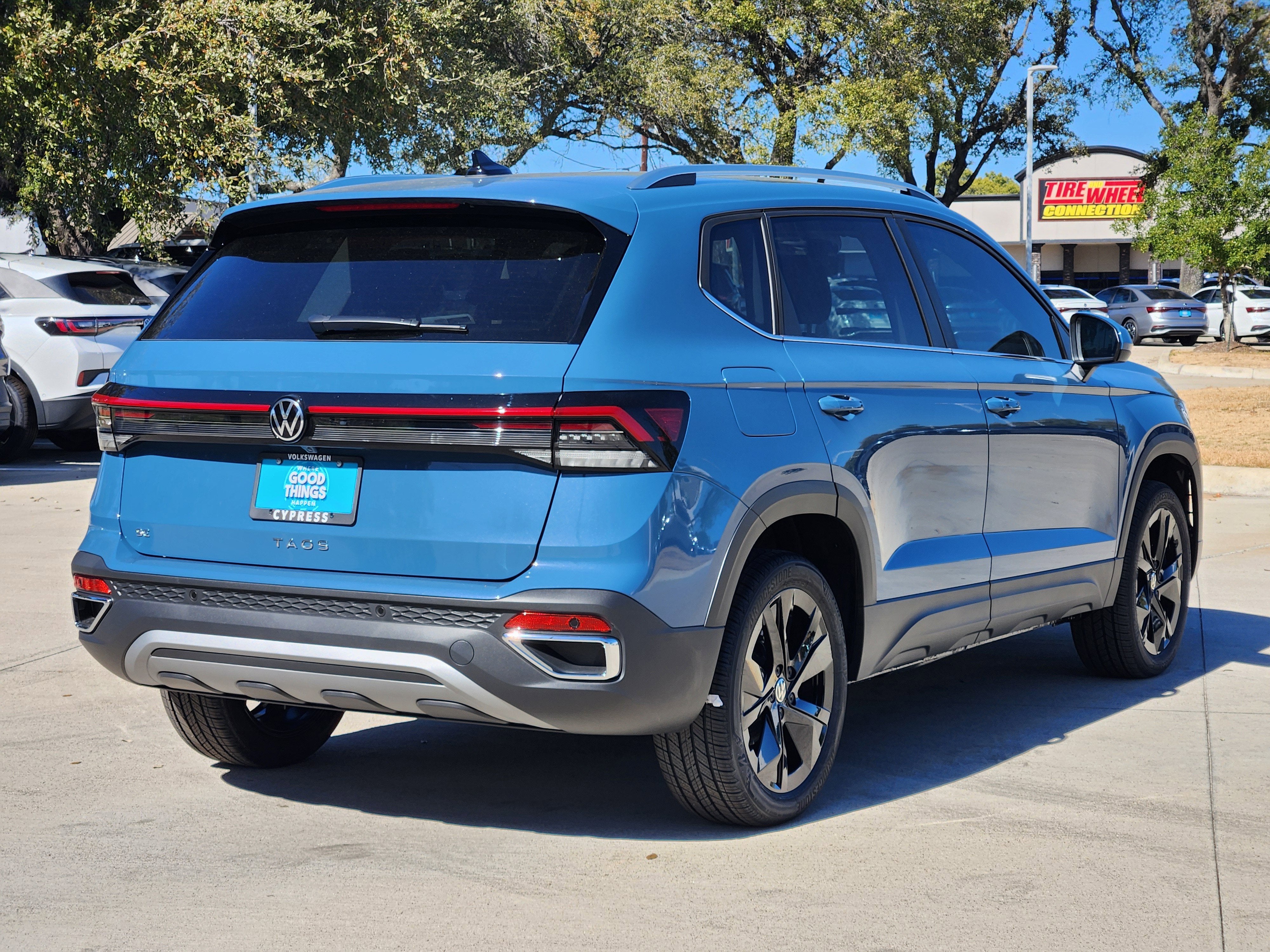 2026 Volkswagen Taos SE