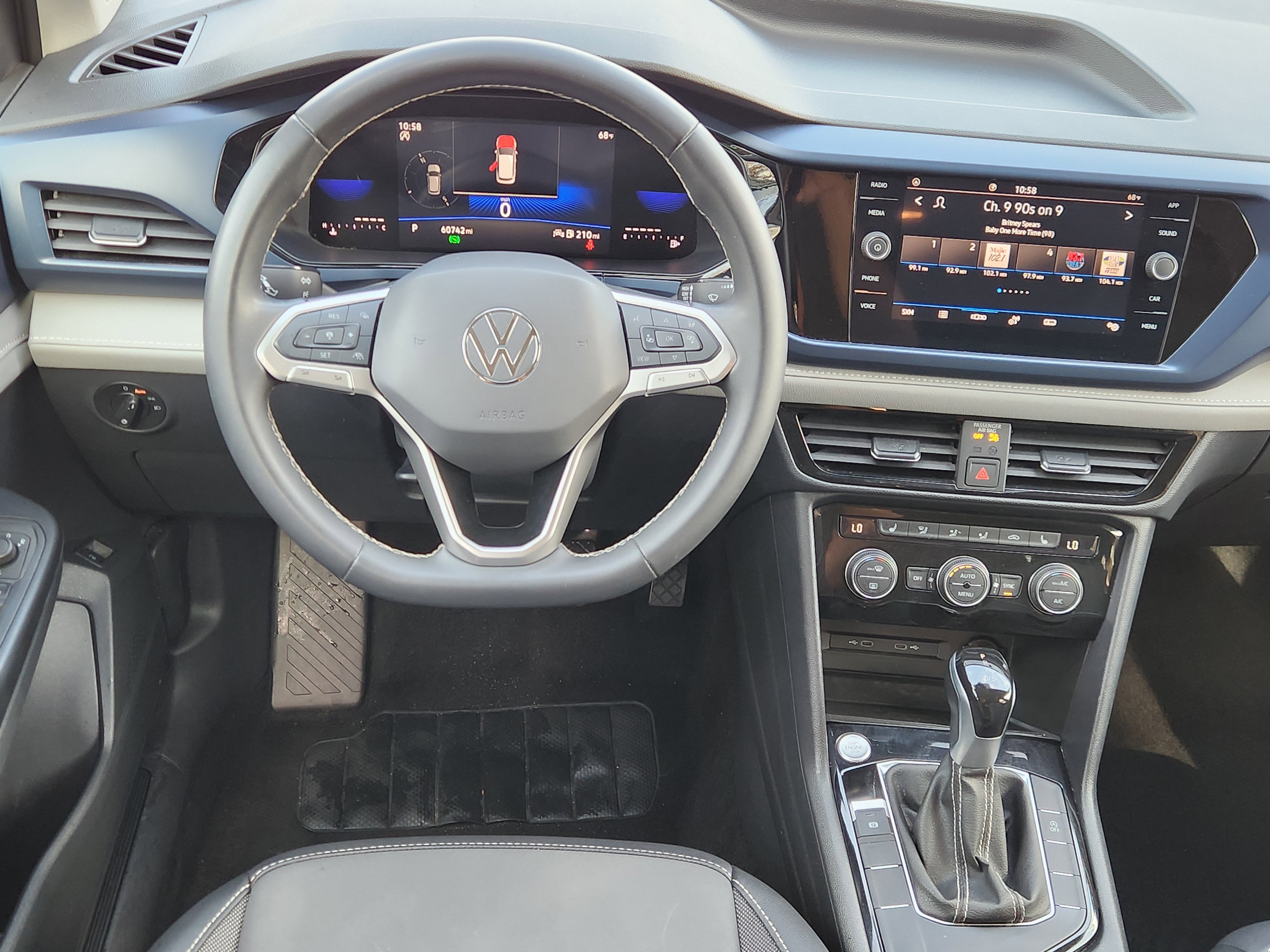 2024 Volkswagen Taos SE