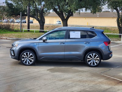 2024 Volkswagen Taos SE