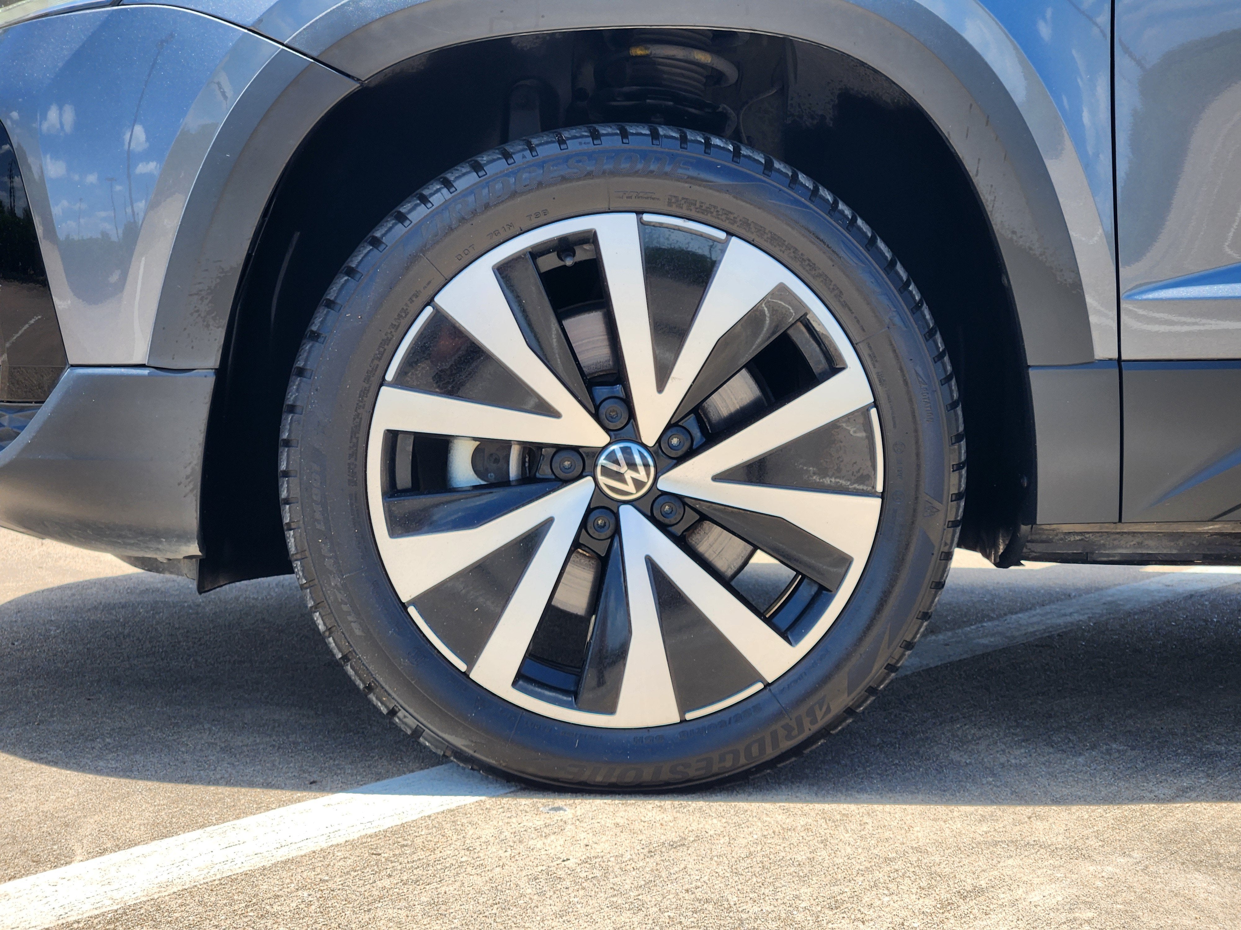 2022 Volkswagen Taos SE
