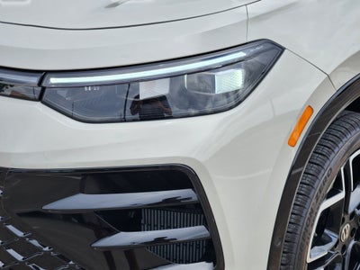 2026 Volkswagen Tiguan SEL R-Line Turbo