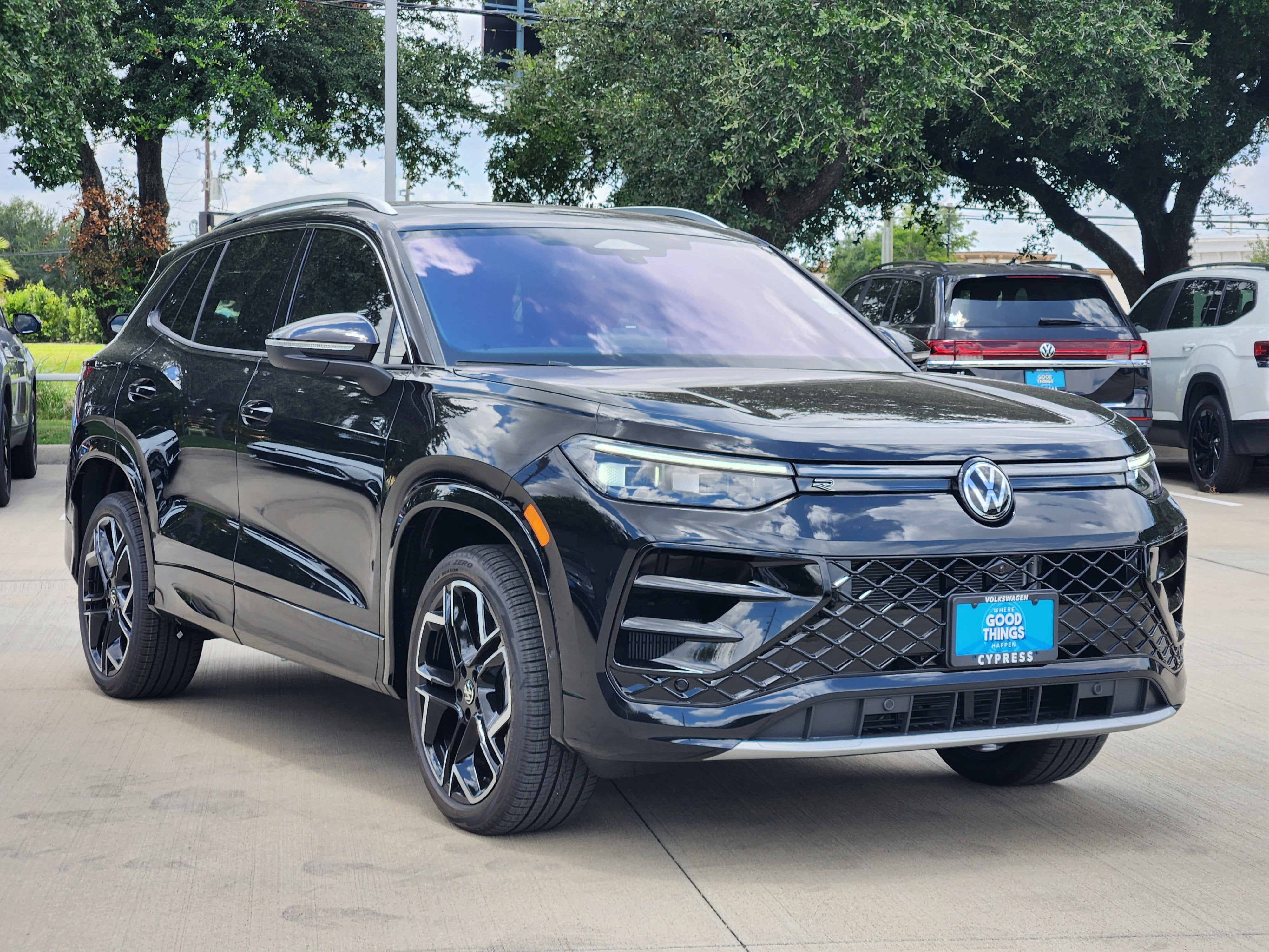 2026 Volkswagen Tiguan SEL R-Line Turbo