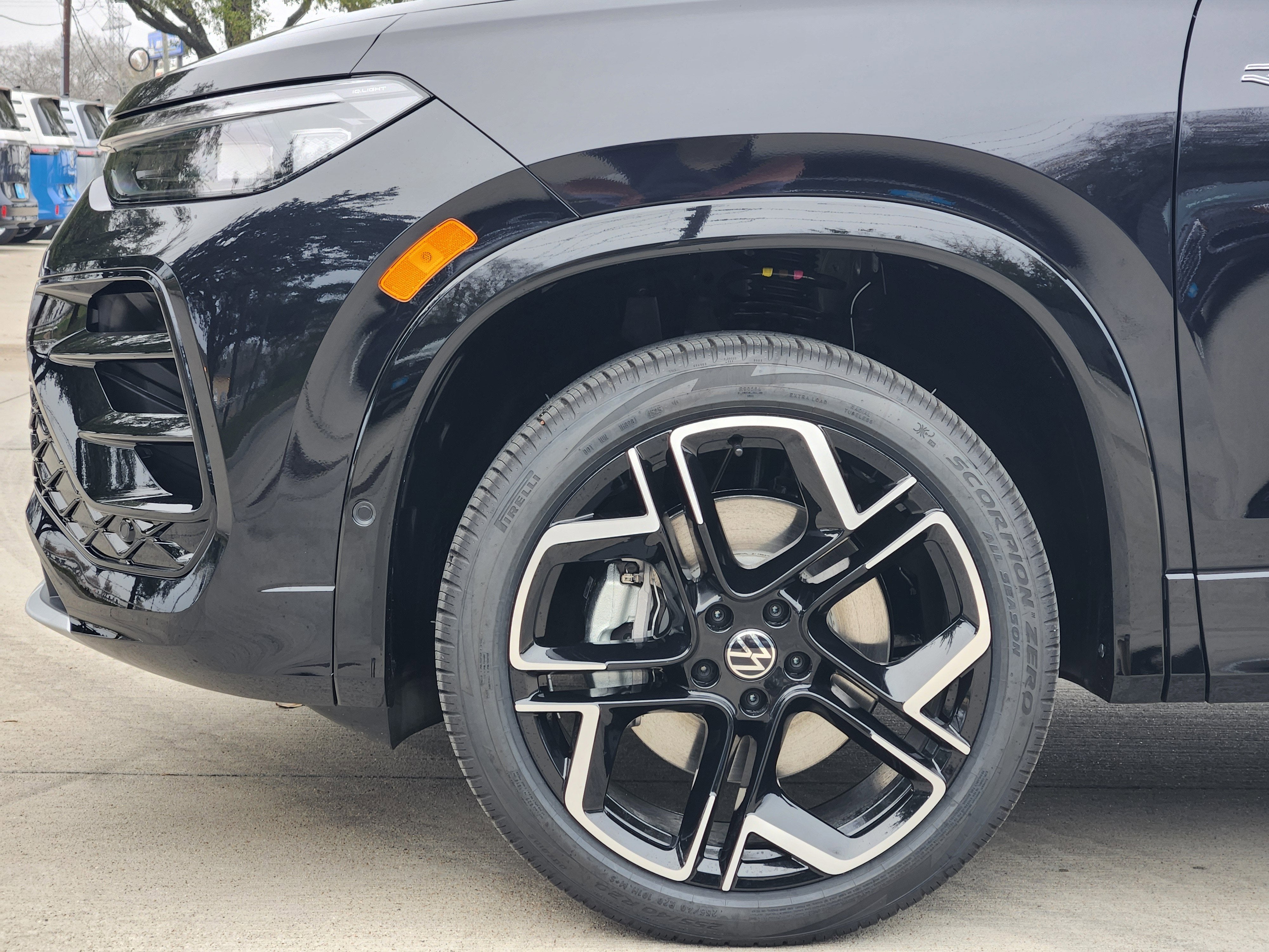 2026 Volkswagen Tiguan SEL R-Line Turbo