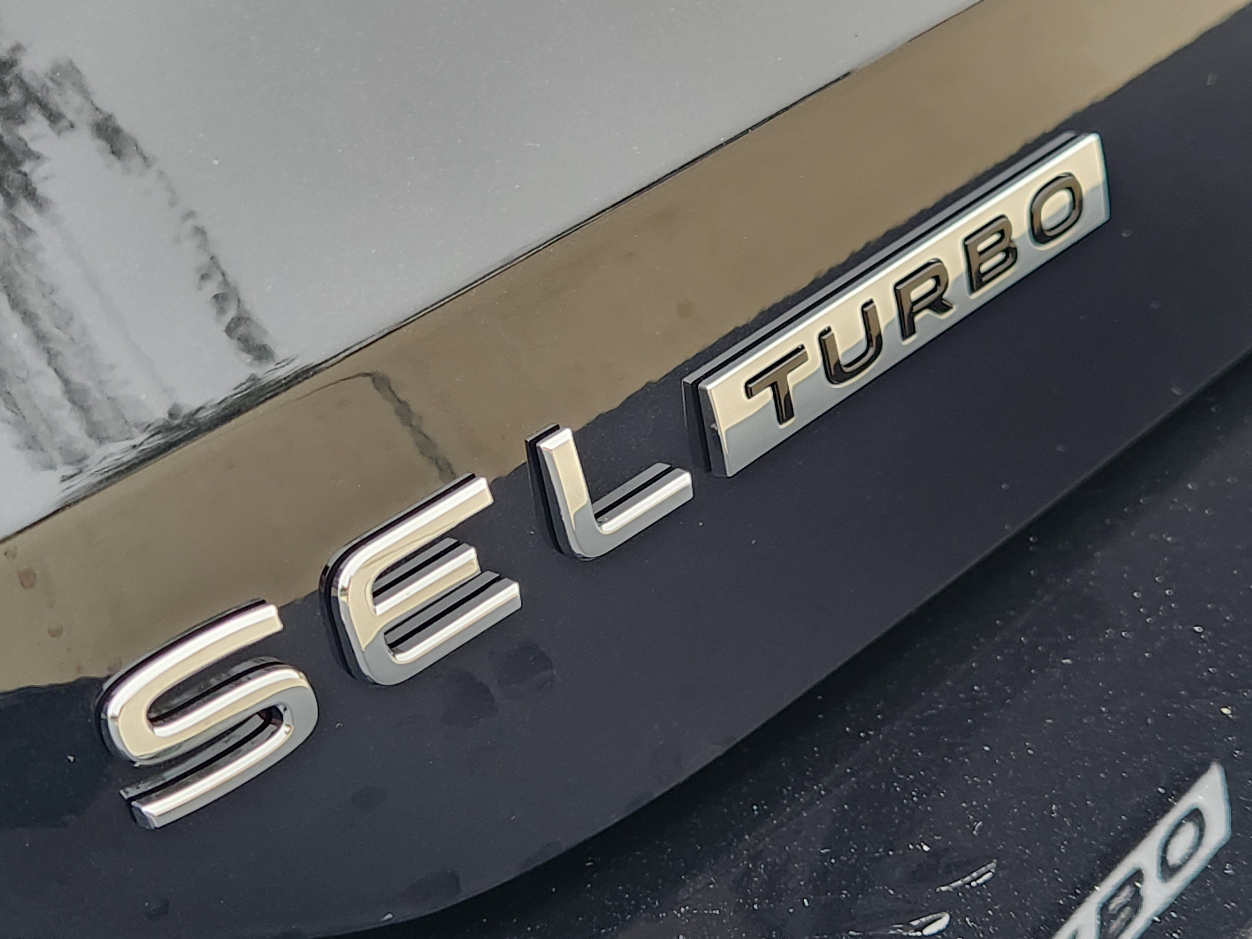 2026 Volkswagen Tiguan SEL R-Line Turbo